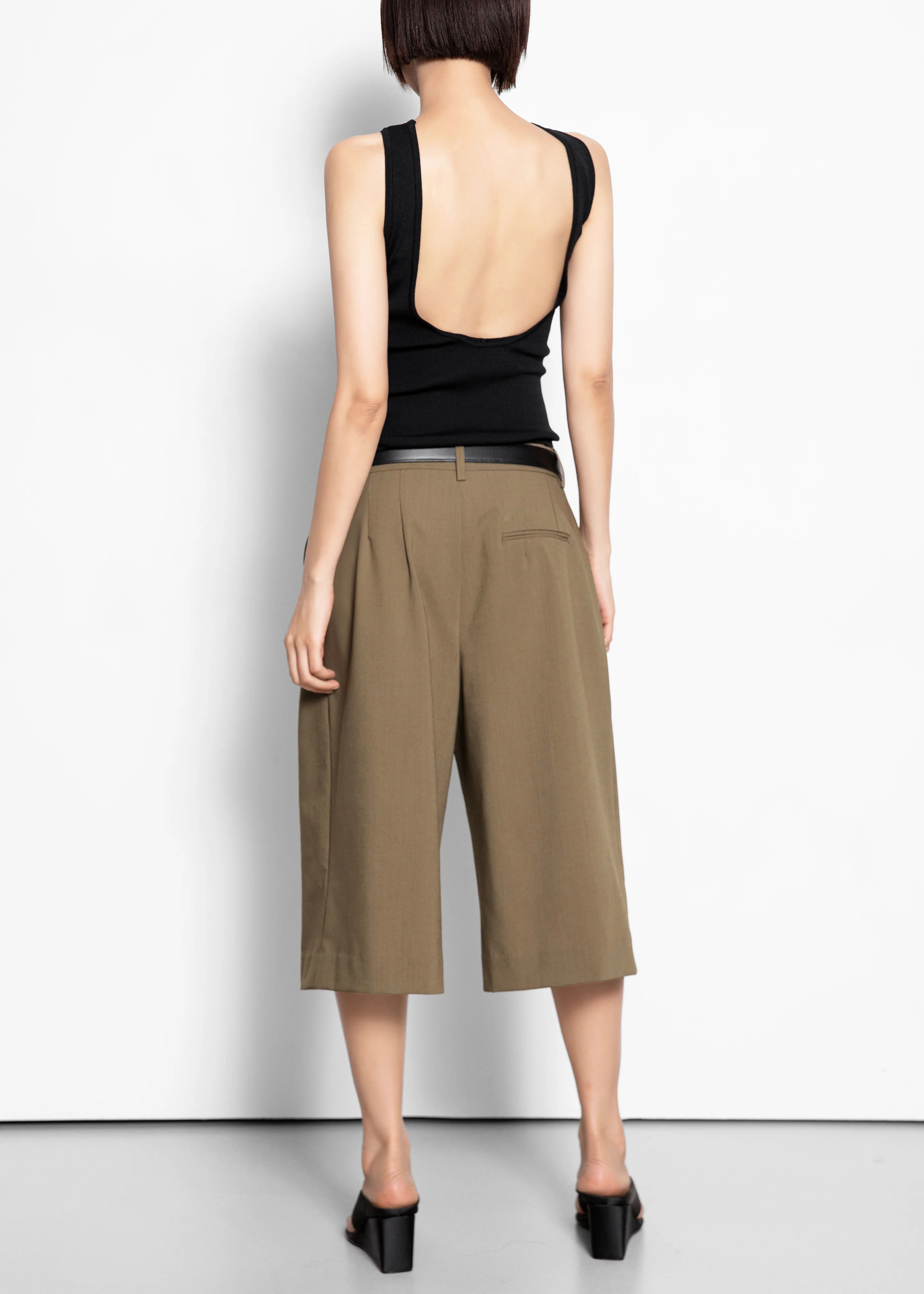 Meldert Bermuda Shorts - Khaki Brown - Image 9