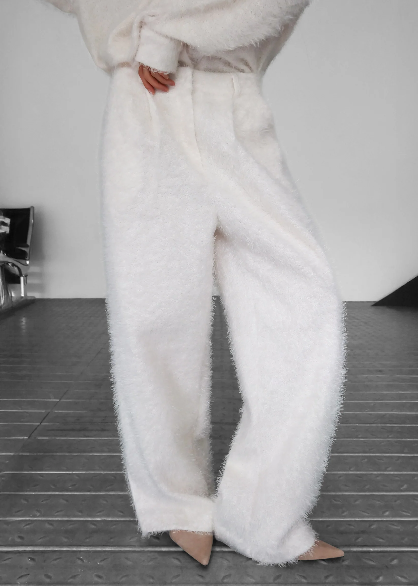 Melker Furry Pants - Off White - Image 4