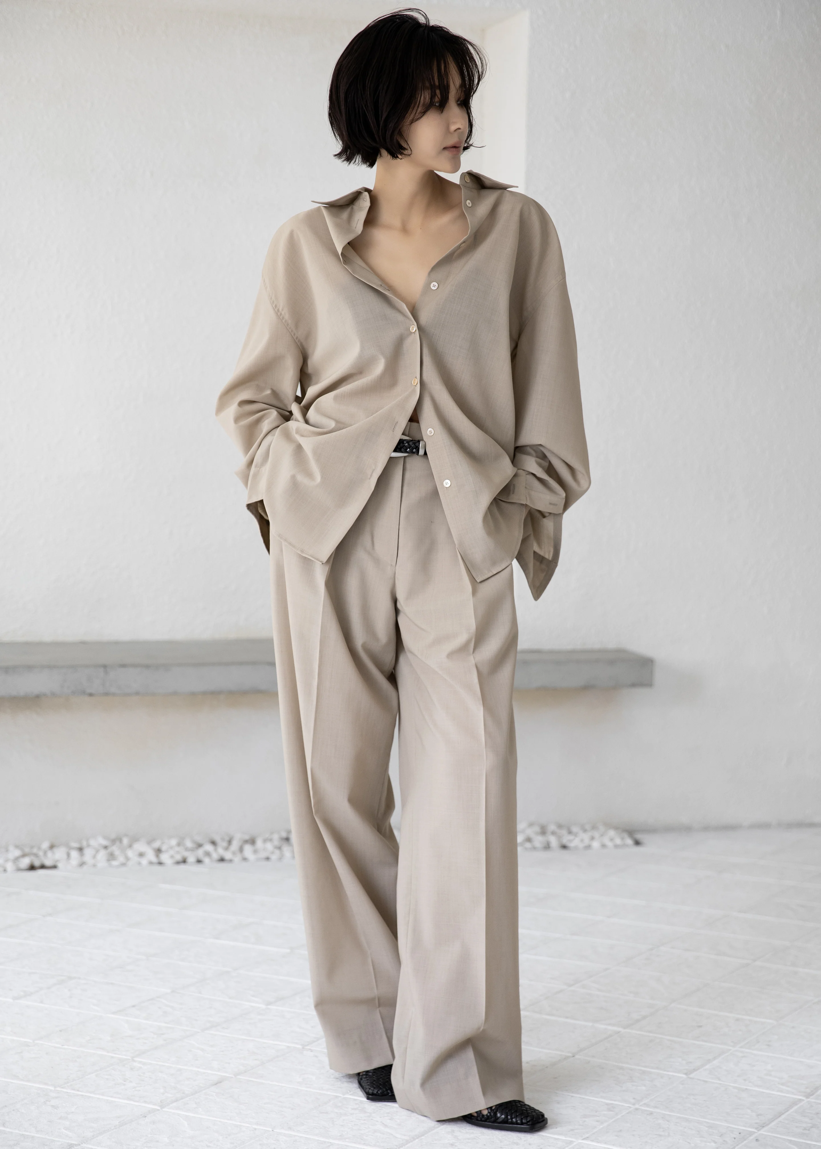 Meslay Sheer Pleated Trousers - Beige - Image 11