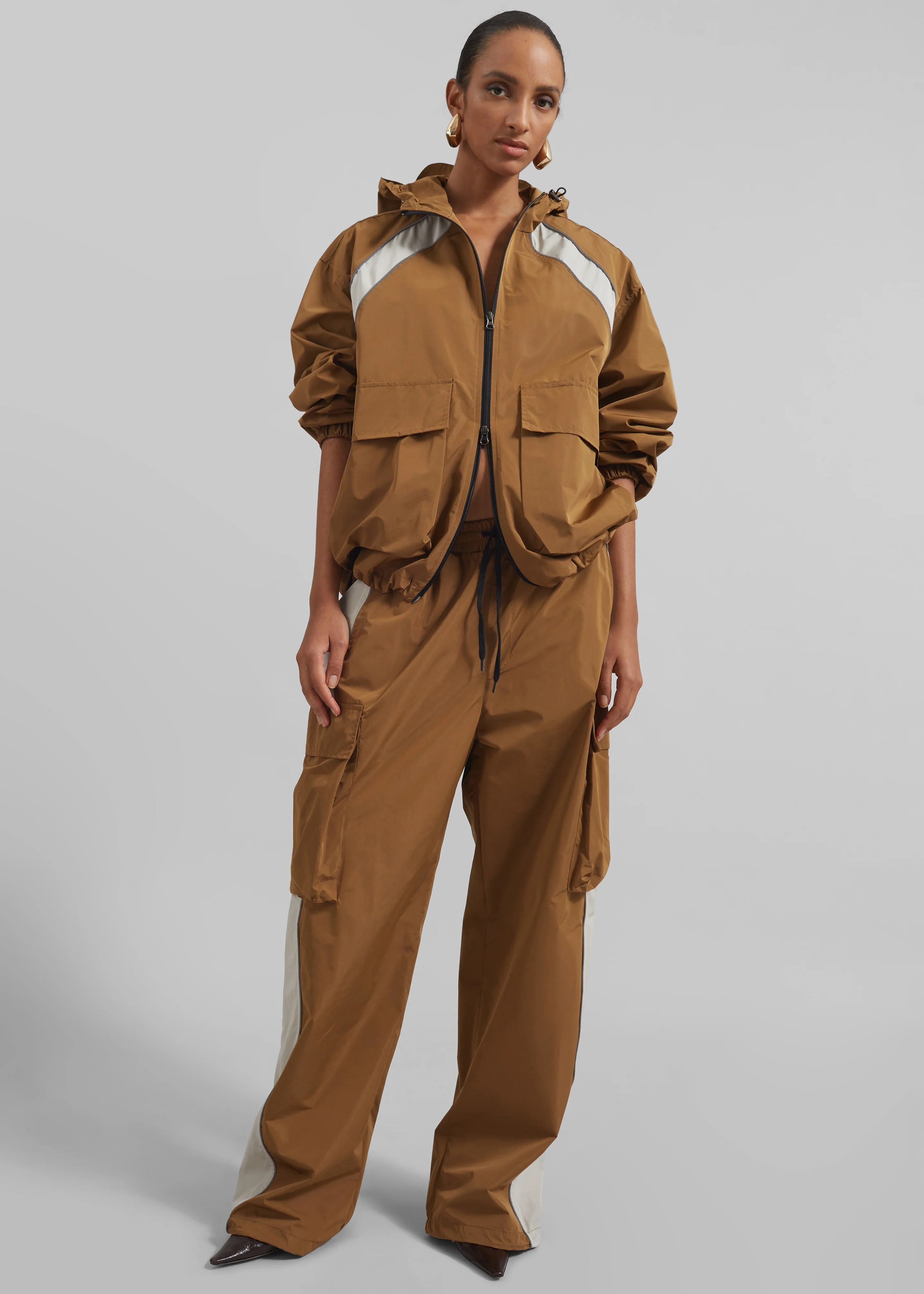 Navan Windbreaker Cargo Jacket - Brown - Image 2