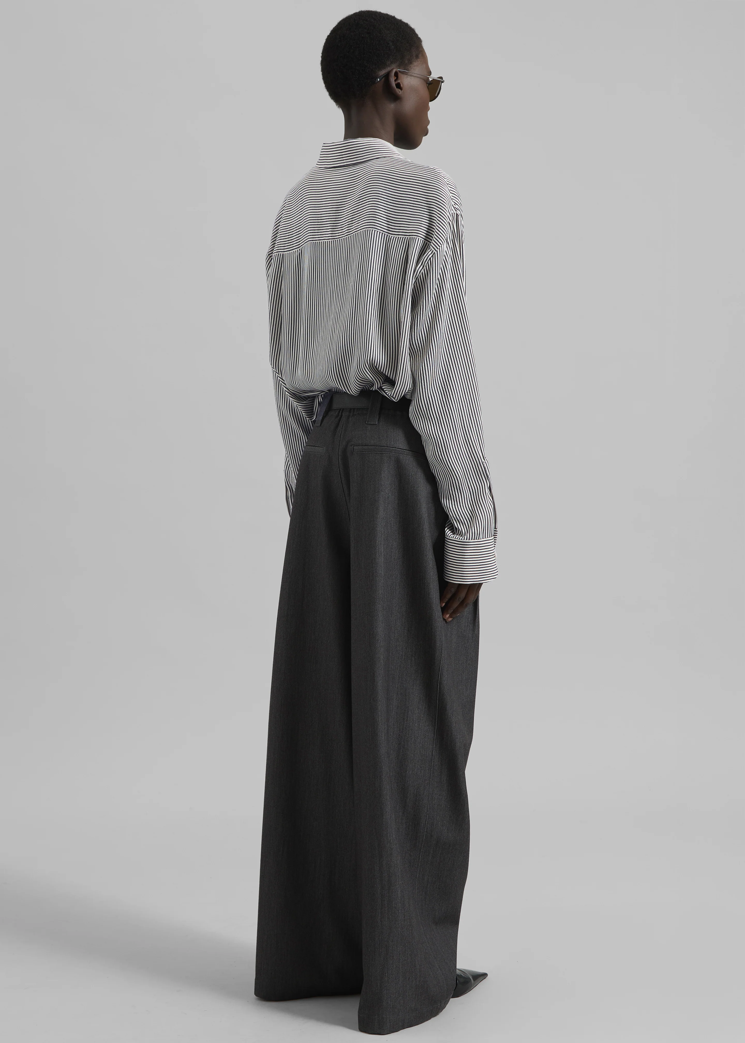 Nellore Pleated Denim Pants - Dark Grey Melange - Image 14