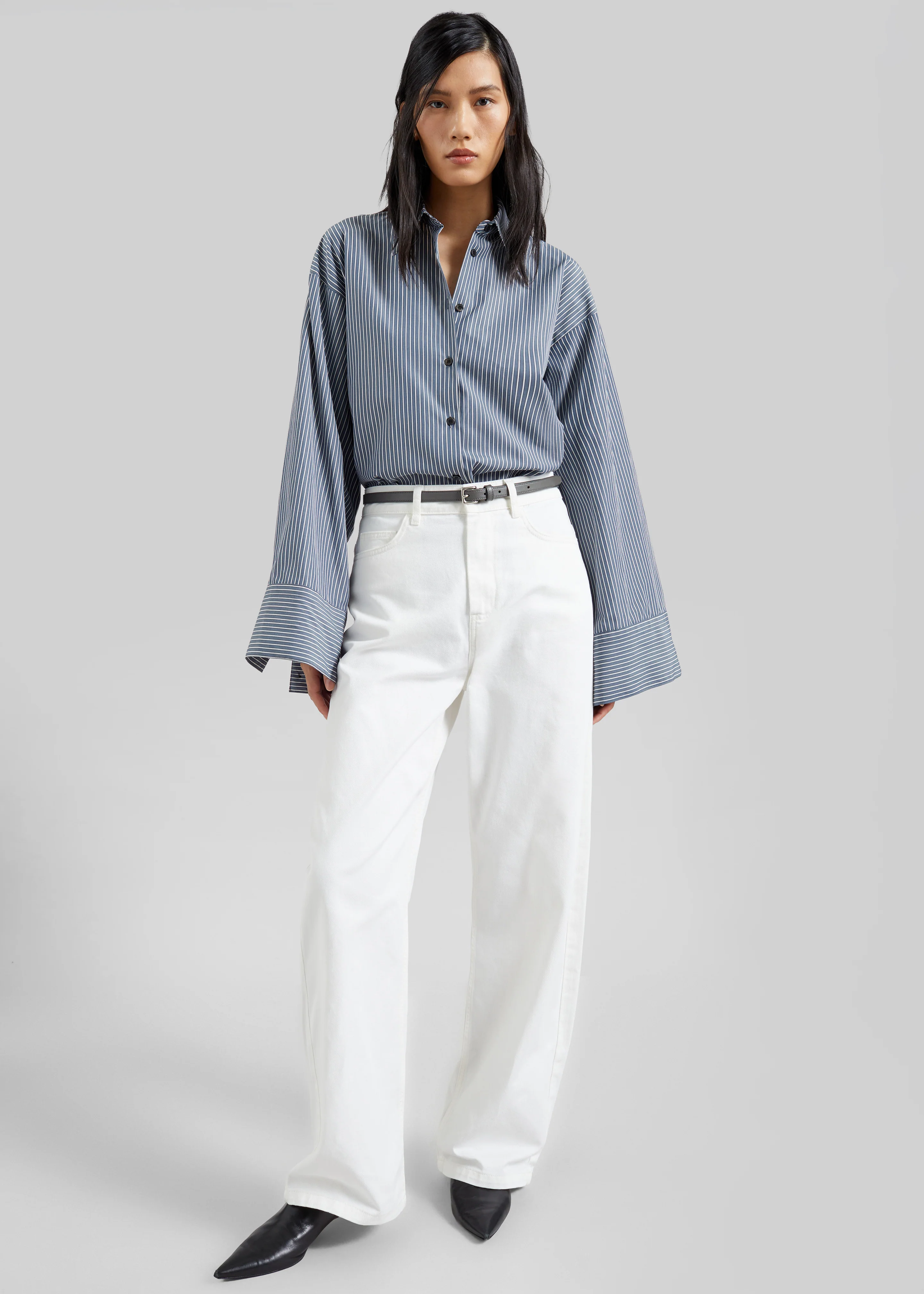 Nelton Barrel Leg Jeans - White - Image 11