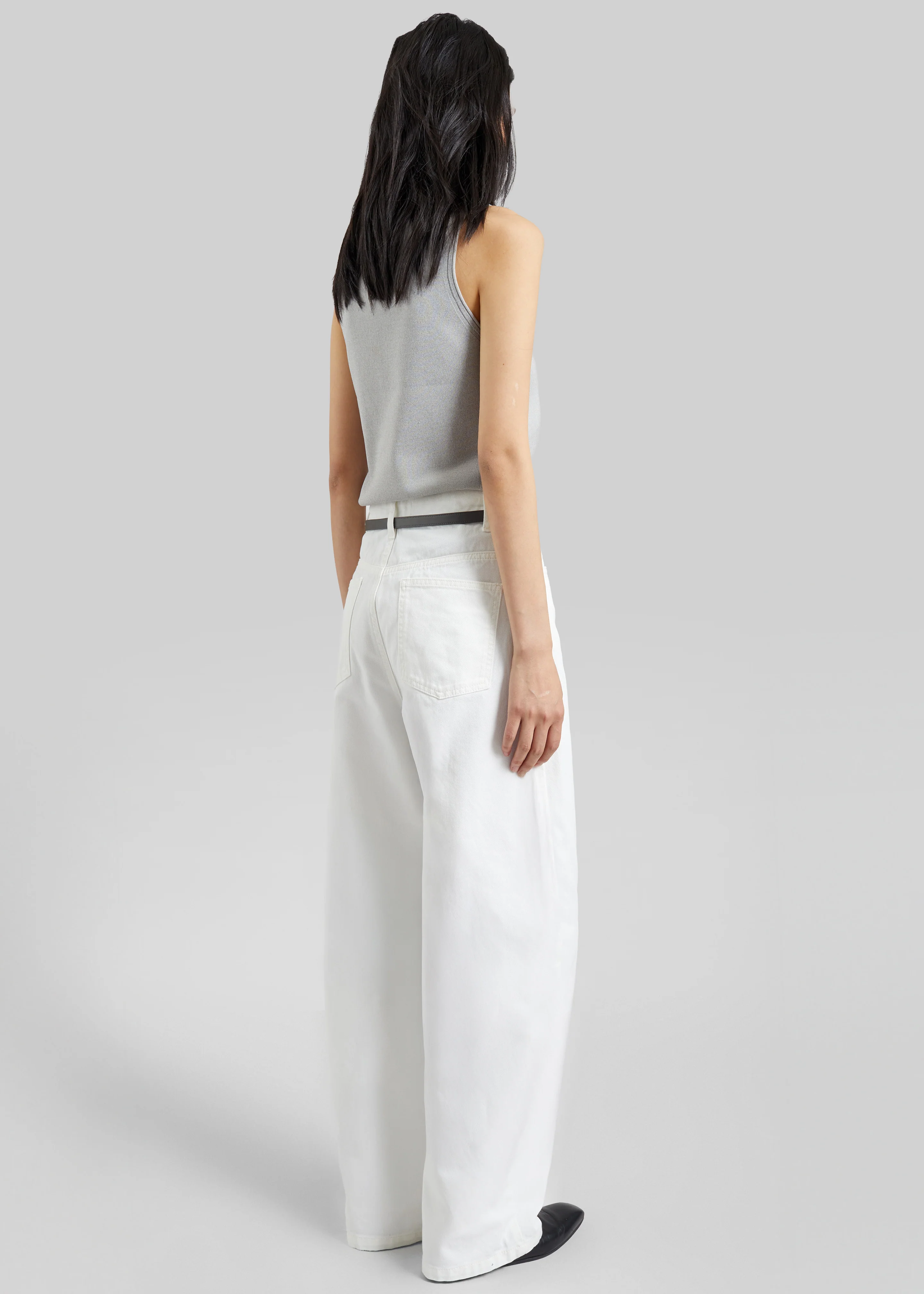 Nelton Barrel Leg Jeans - White - Image 12