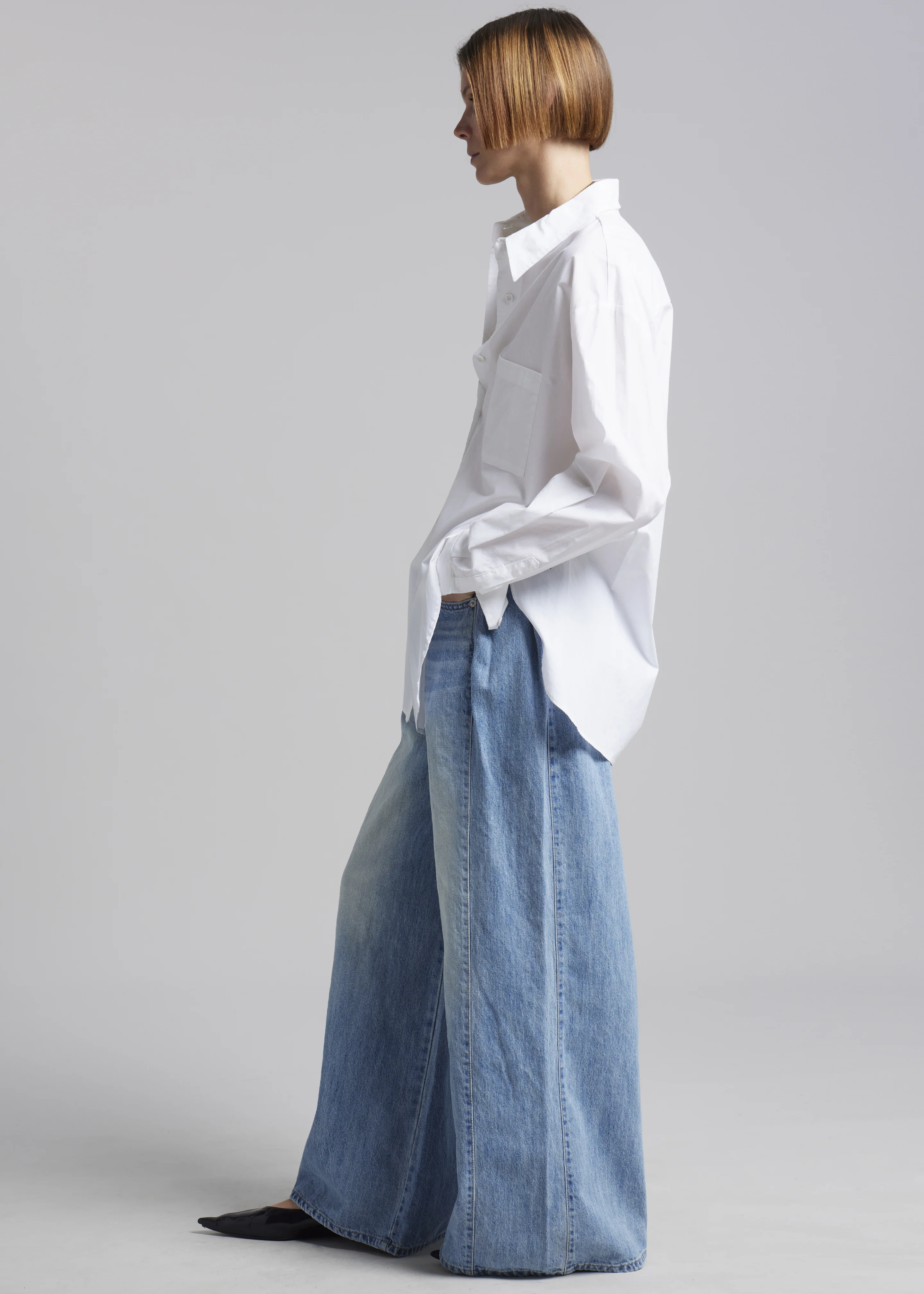 Oakley Wide Leg Jeans - Blue Wash - Image 3