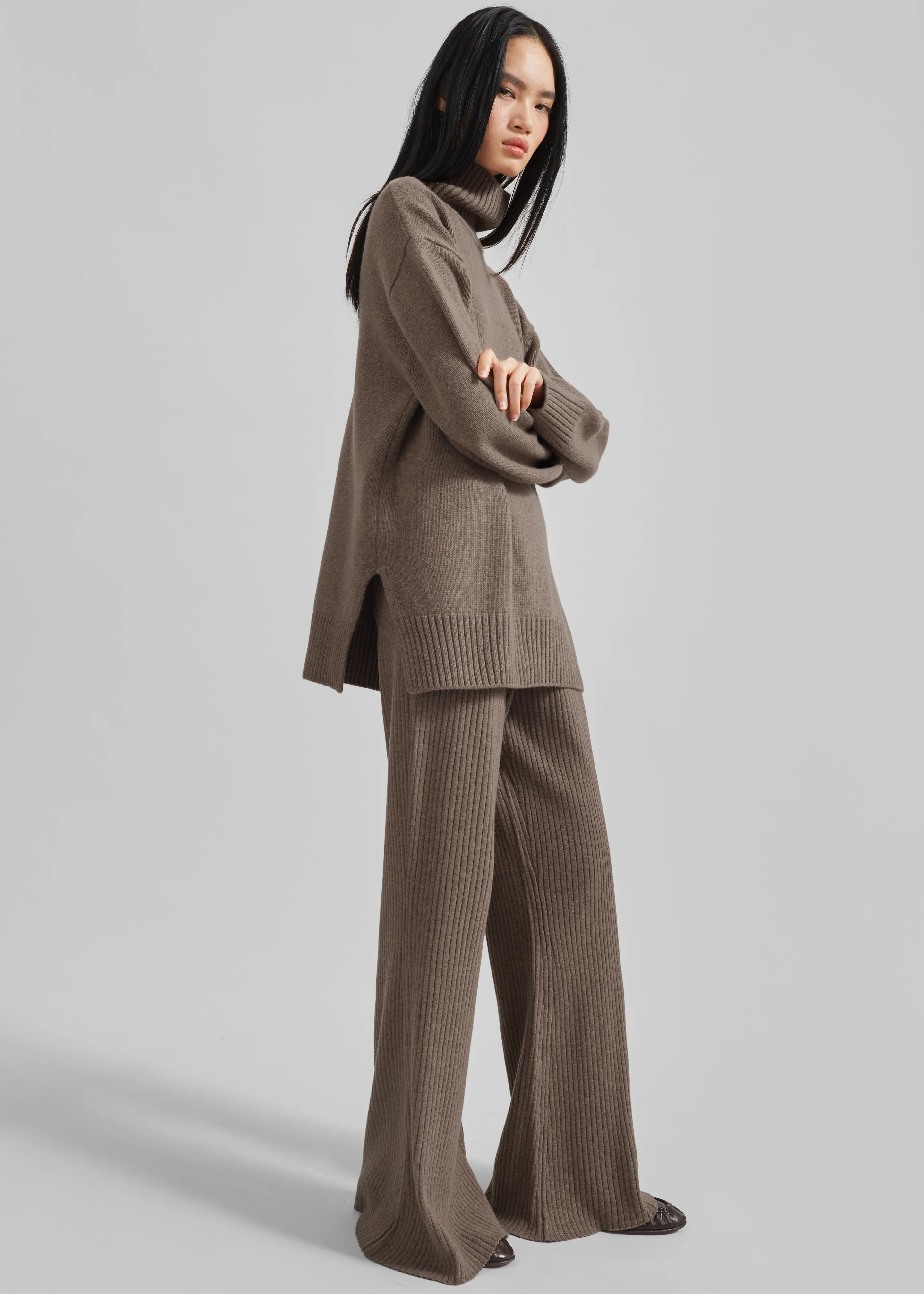 Odense Turtleneck Sweater - Brown - Image 8