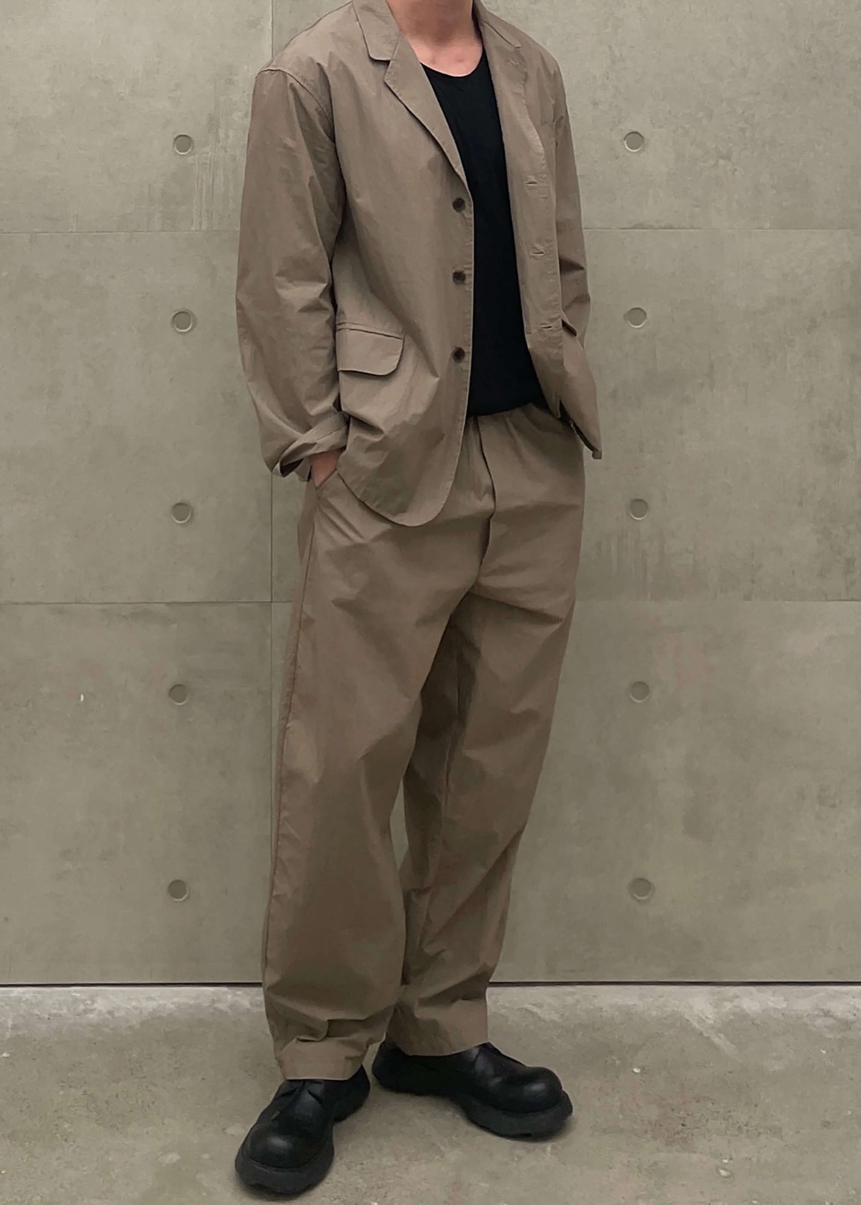 Ohio Crinkled Poplin Blazer - Taupe - Image 11