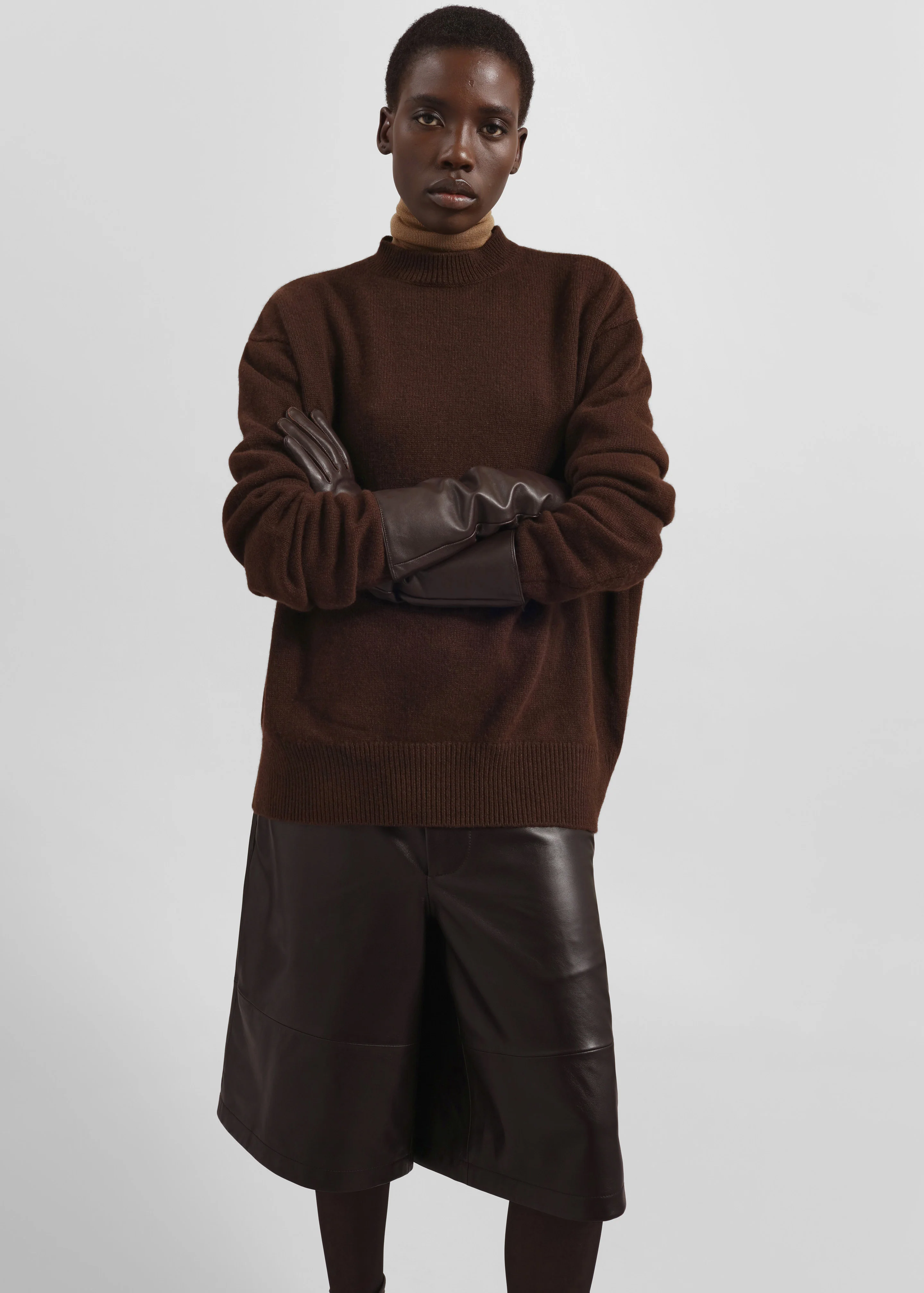 Olivia Leather Bermuda Shorts - Dark Brown - Image 7