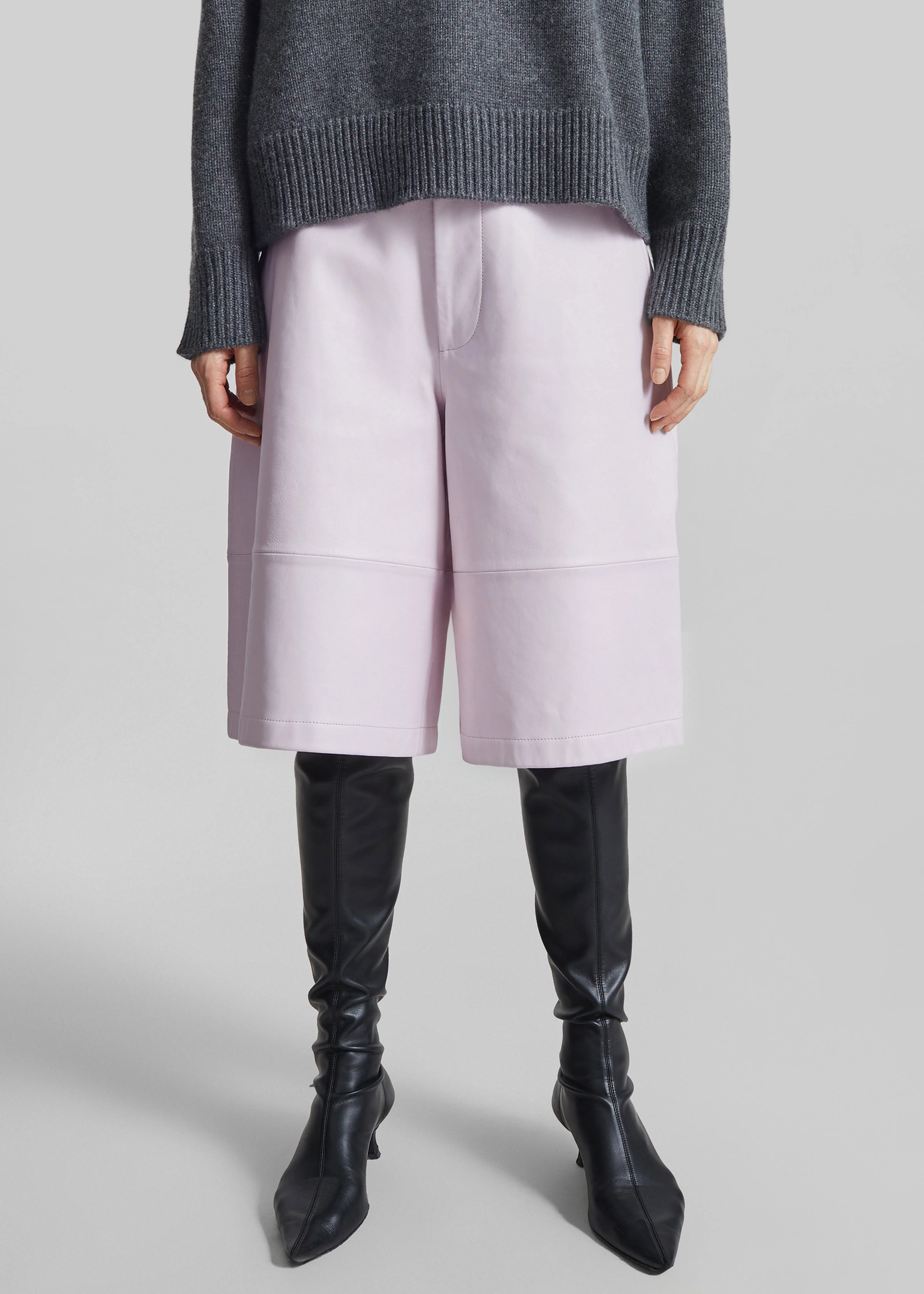 Olivia Leather Bermuda Shorts - Faded Pink - Image 2