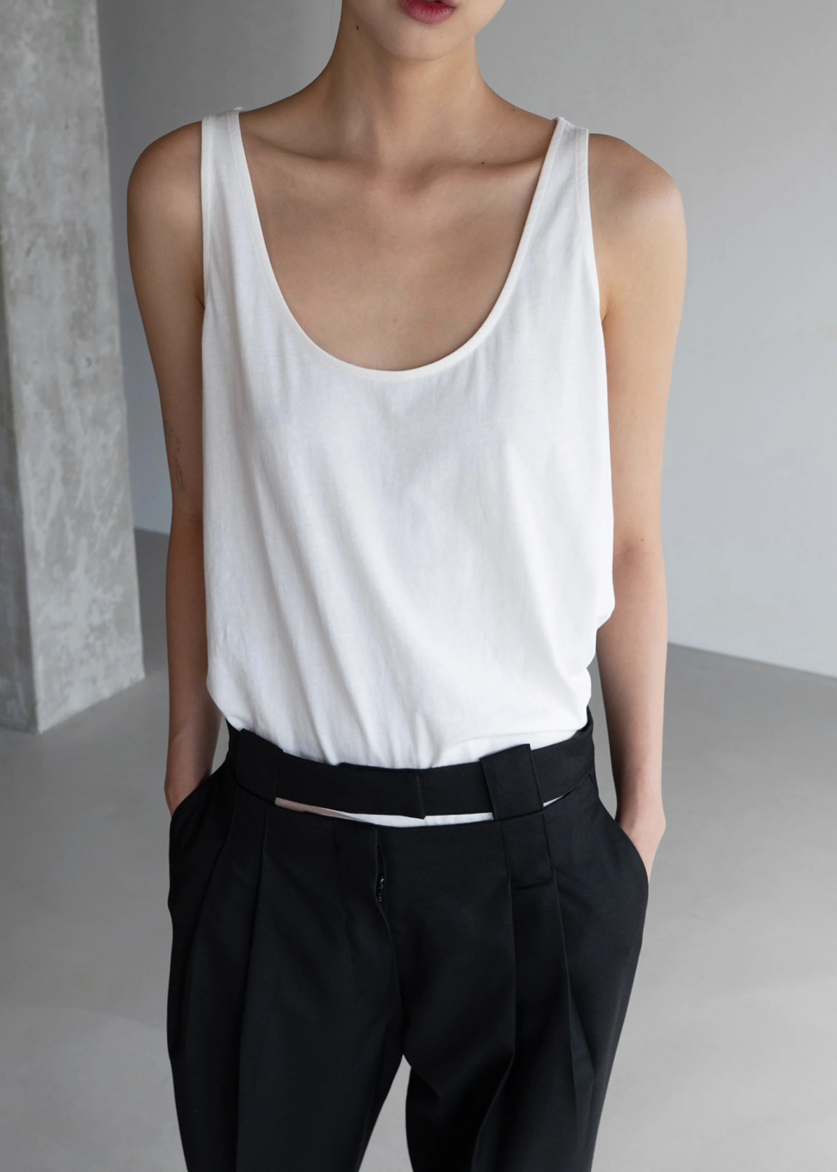 Penelope Tank Top - White - Image 7