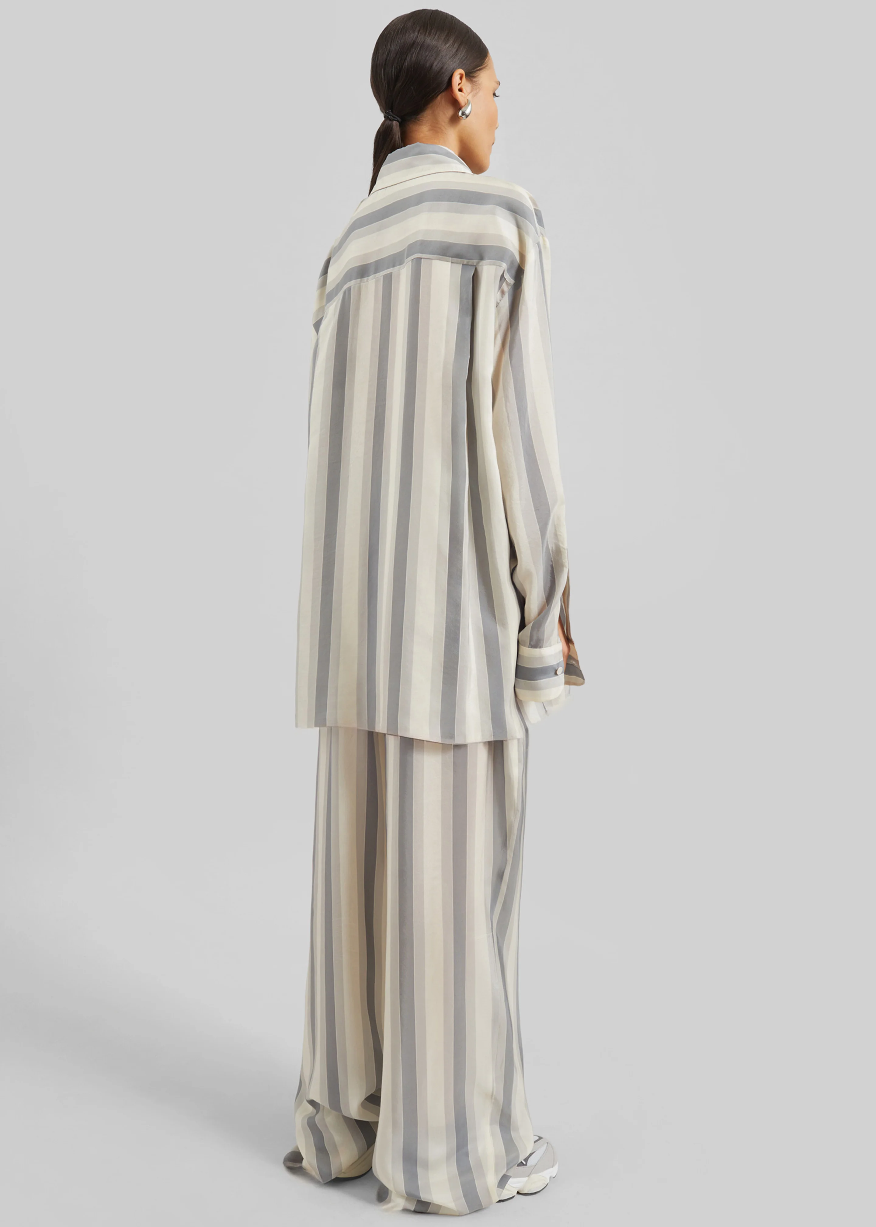 Peri Fluid Shirt - White/Grey Stripe - Image 12