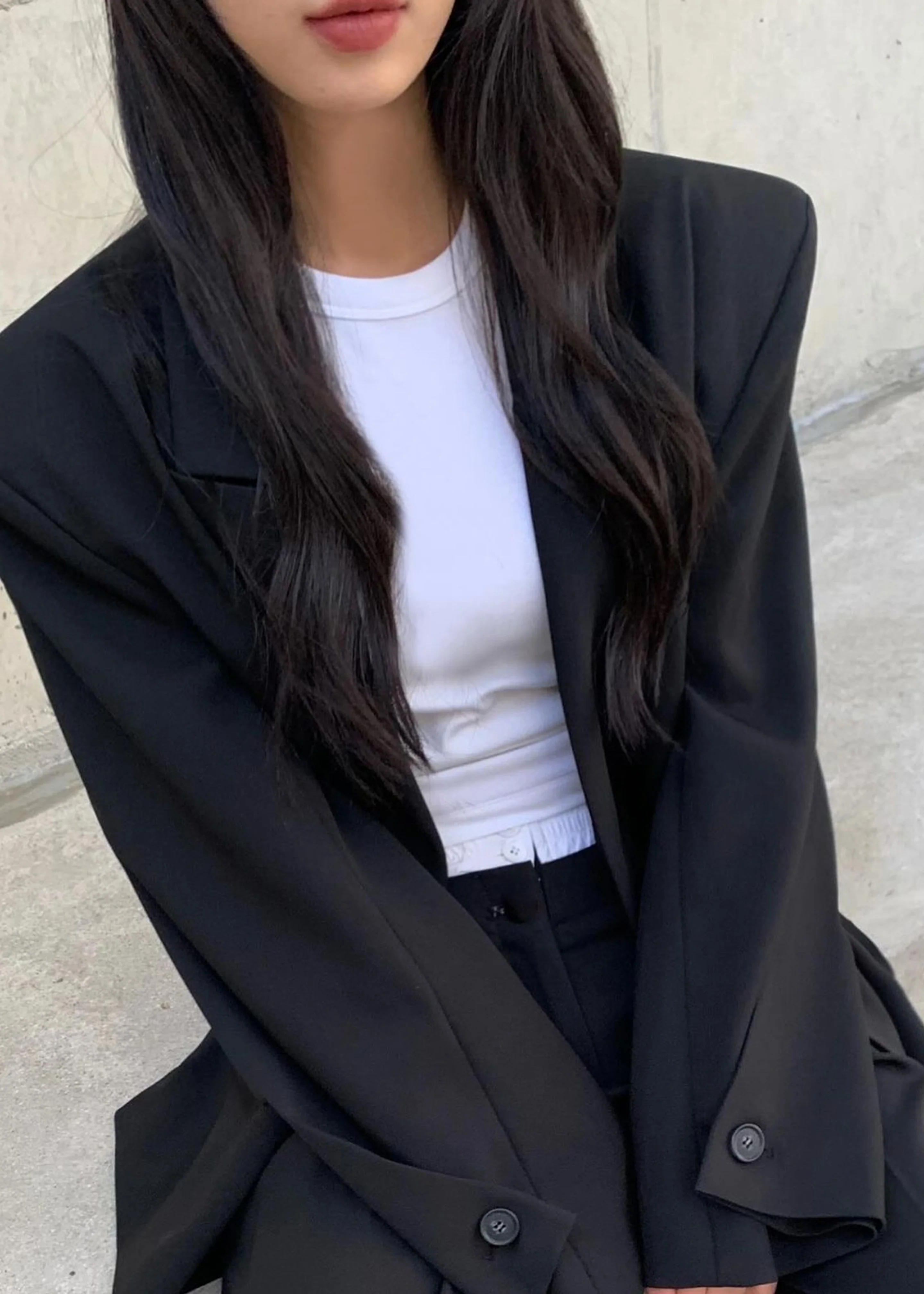 Pia Boxy Blazer - Black - Image 11