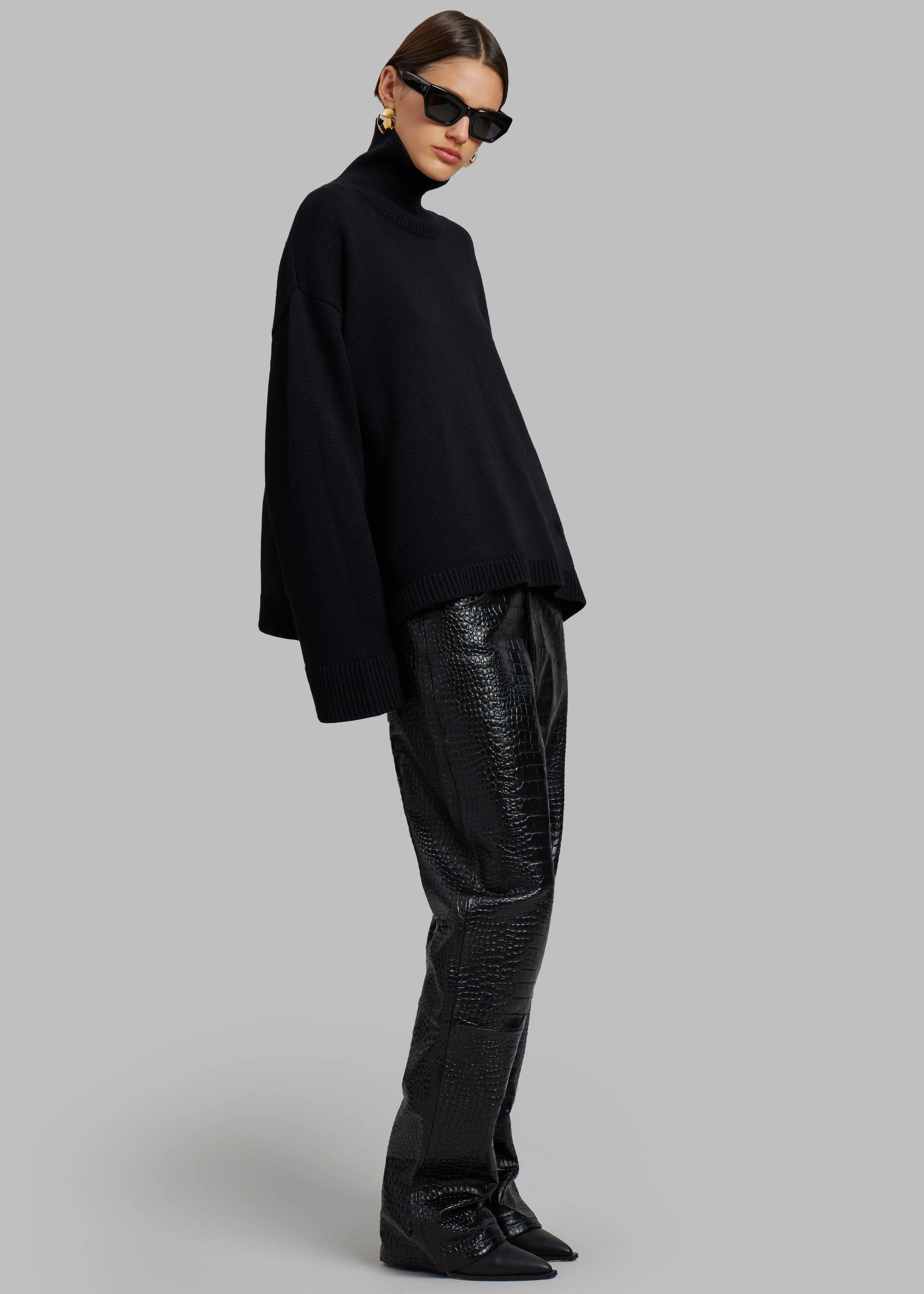 Rhea Trapeze Turtleneck - Black - Image 13