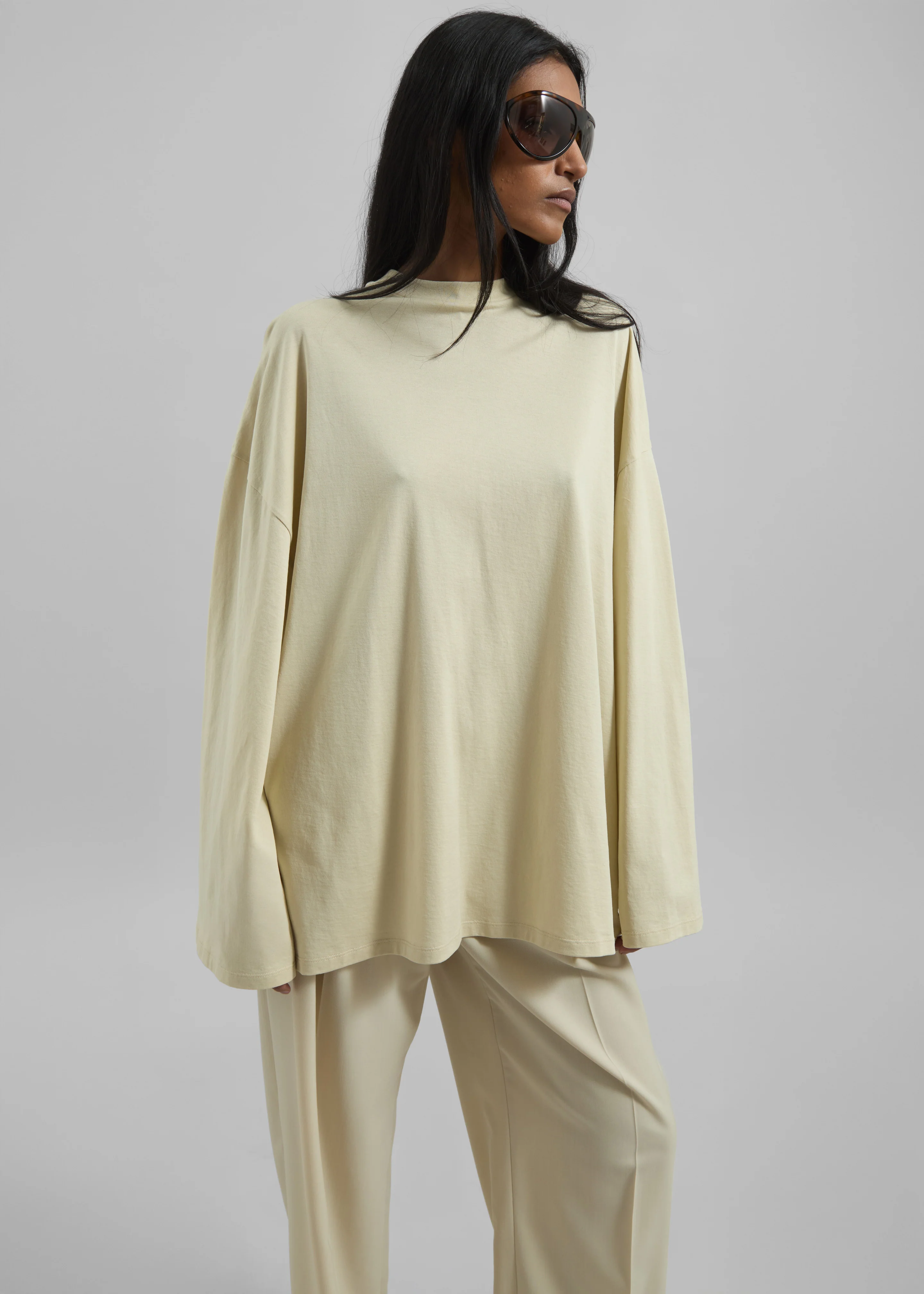 Rio Oversized Sleeve Tee - Cement - Image 2