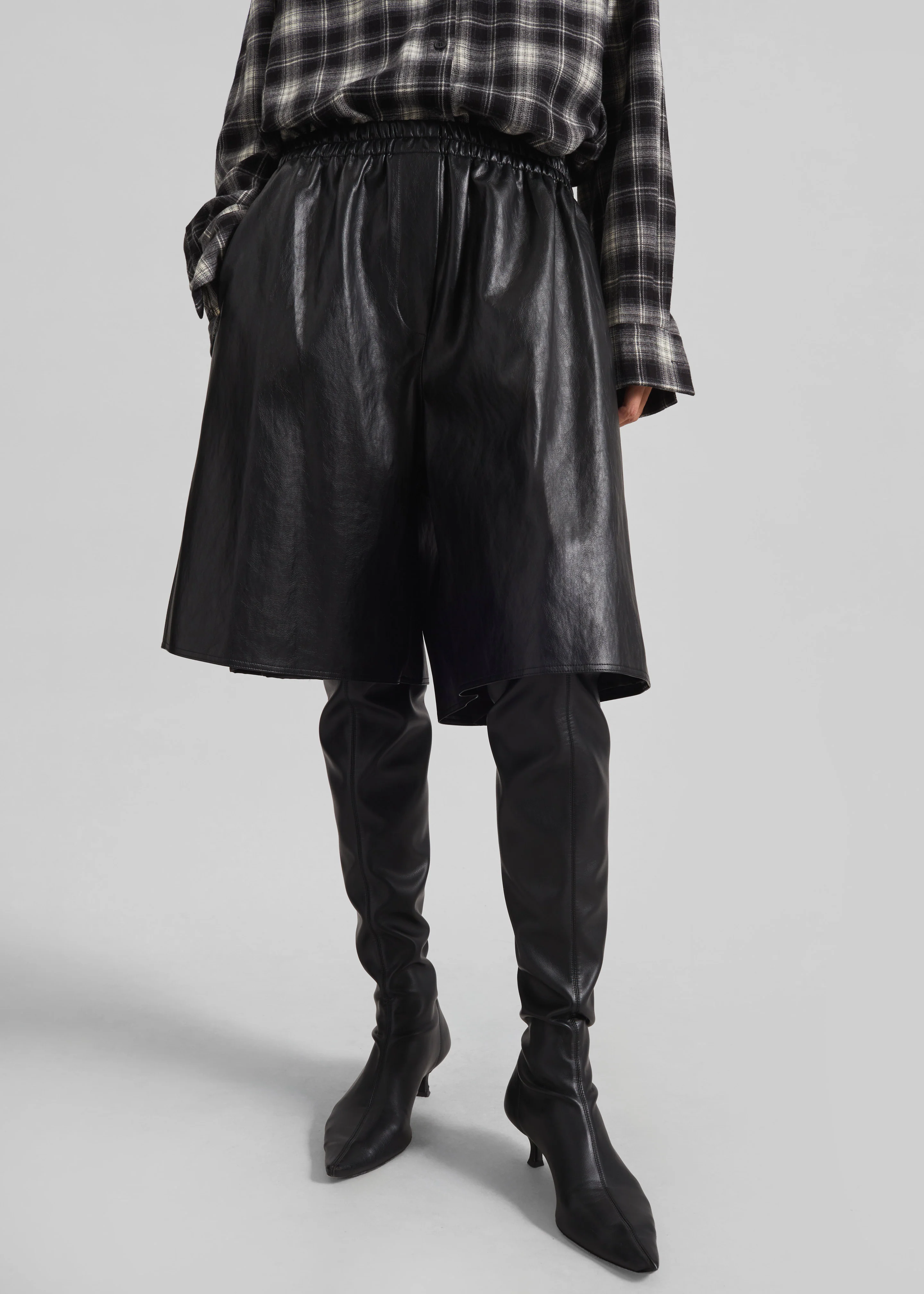 Risarven Faux Leather Bermuda Shorts - Black - Image 6