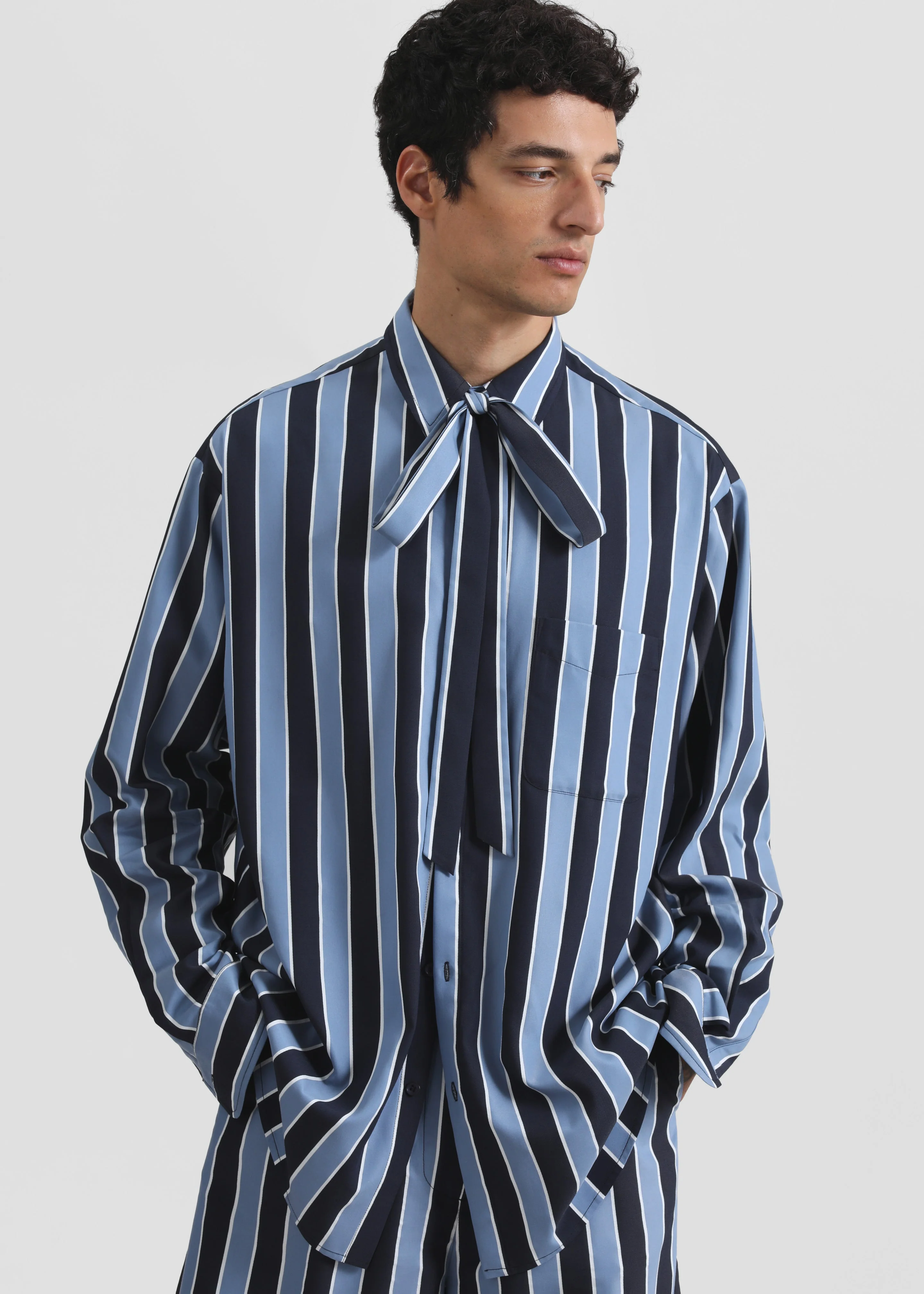 Sinclair Neck Tie Shirt - Navy Stripe - Image 10
