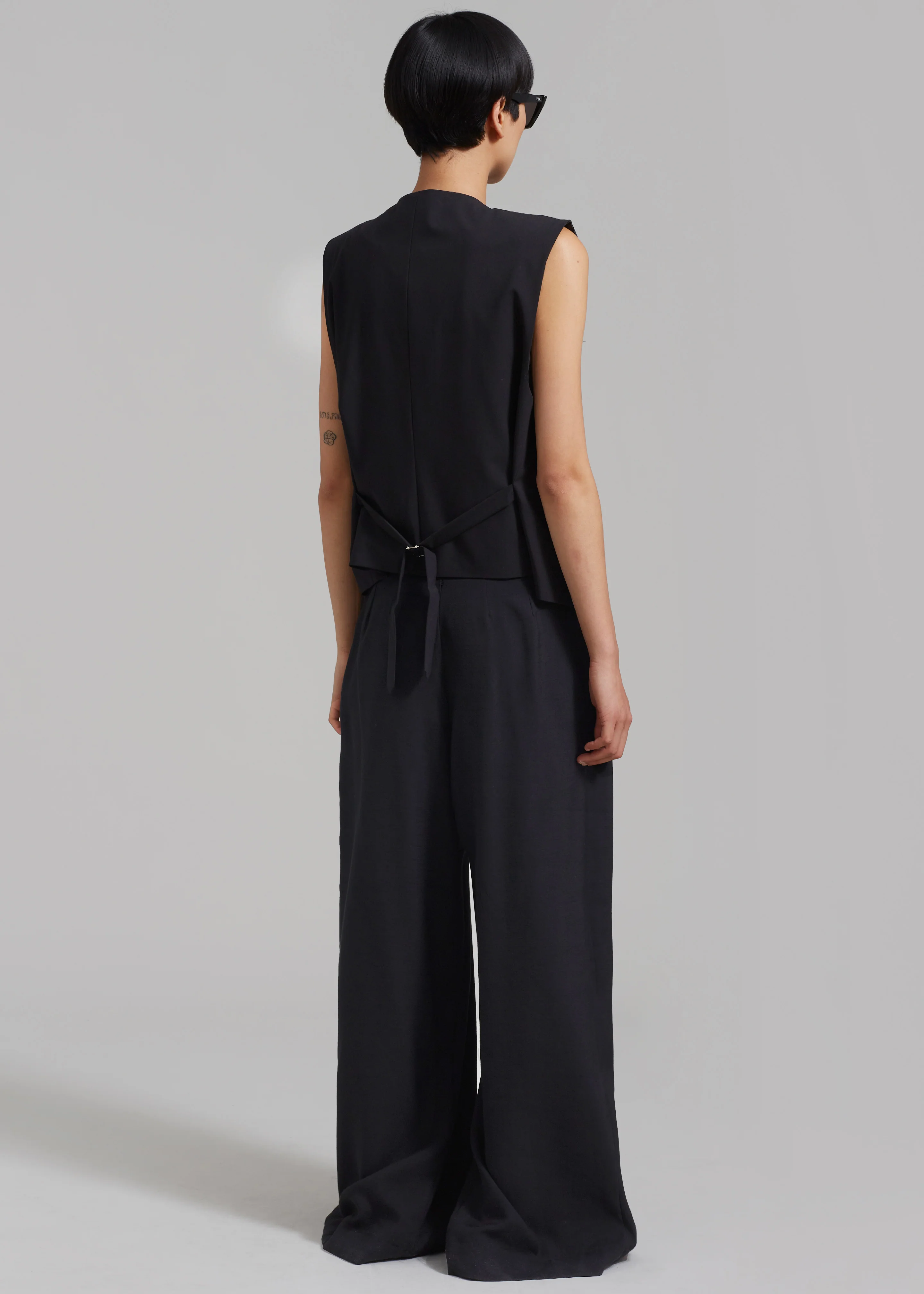 Sloane Wide Leg Trousers - Black - Image 9