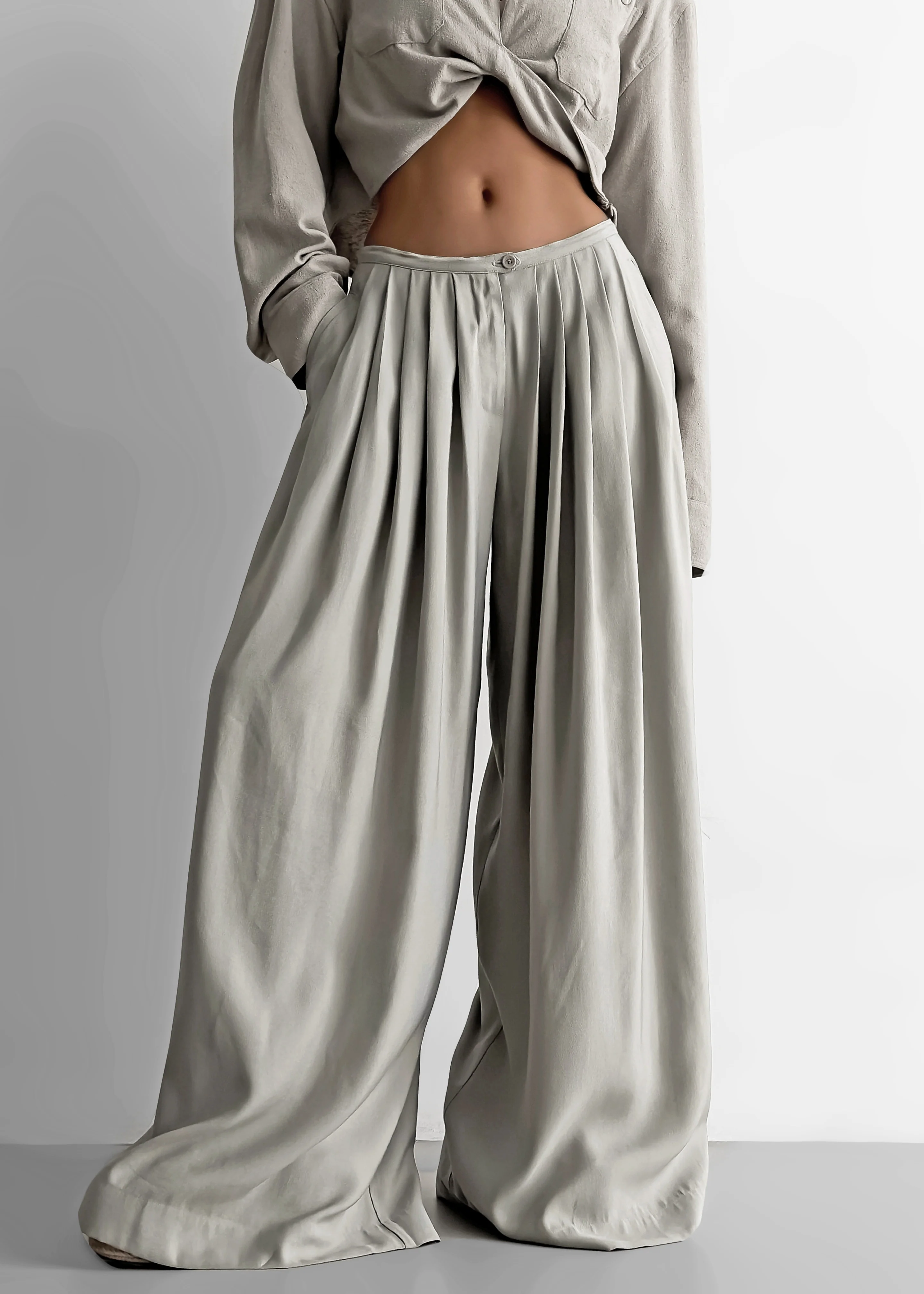 Sloane Wide Leg Trousers - Grey - Image 3