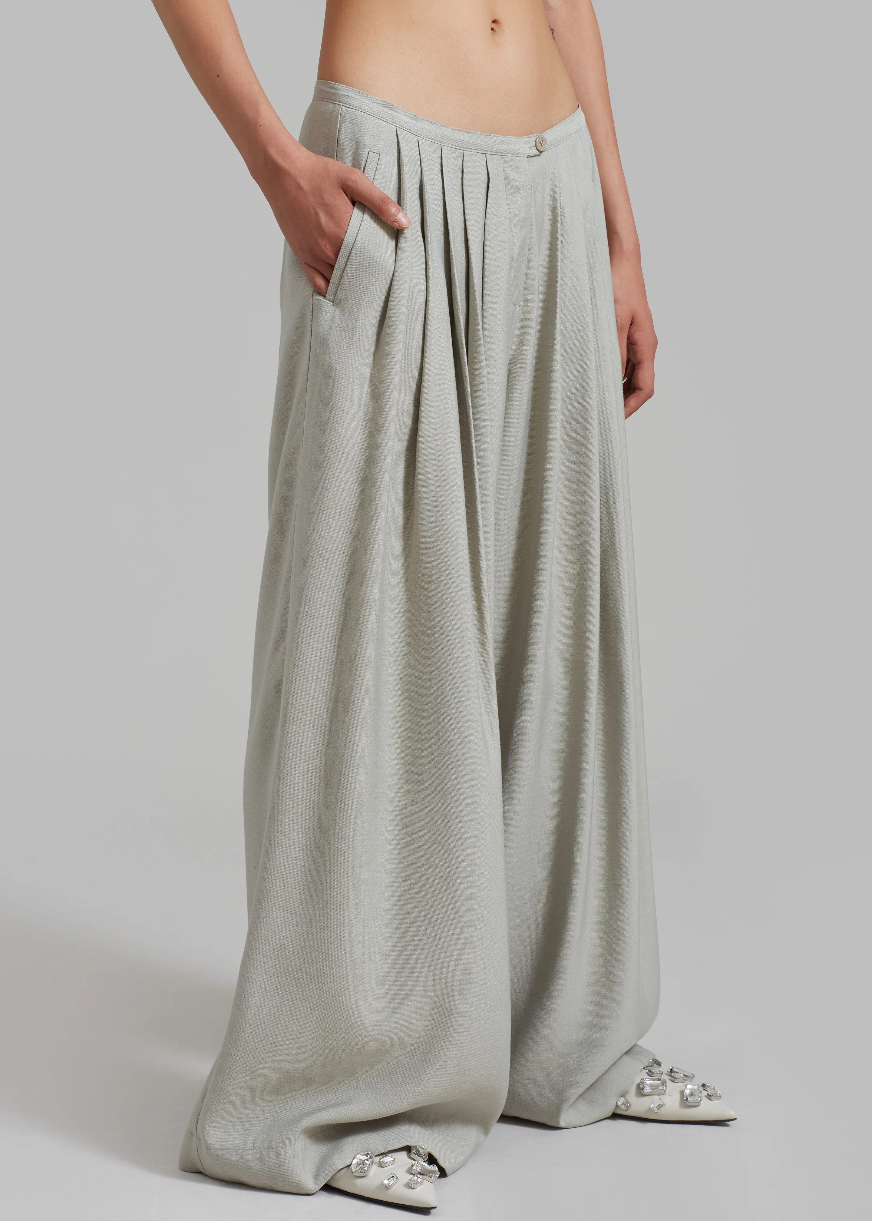 Sloane Wide Leg Trousers - Grey - Image 9