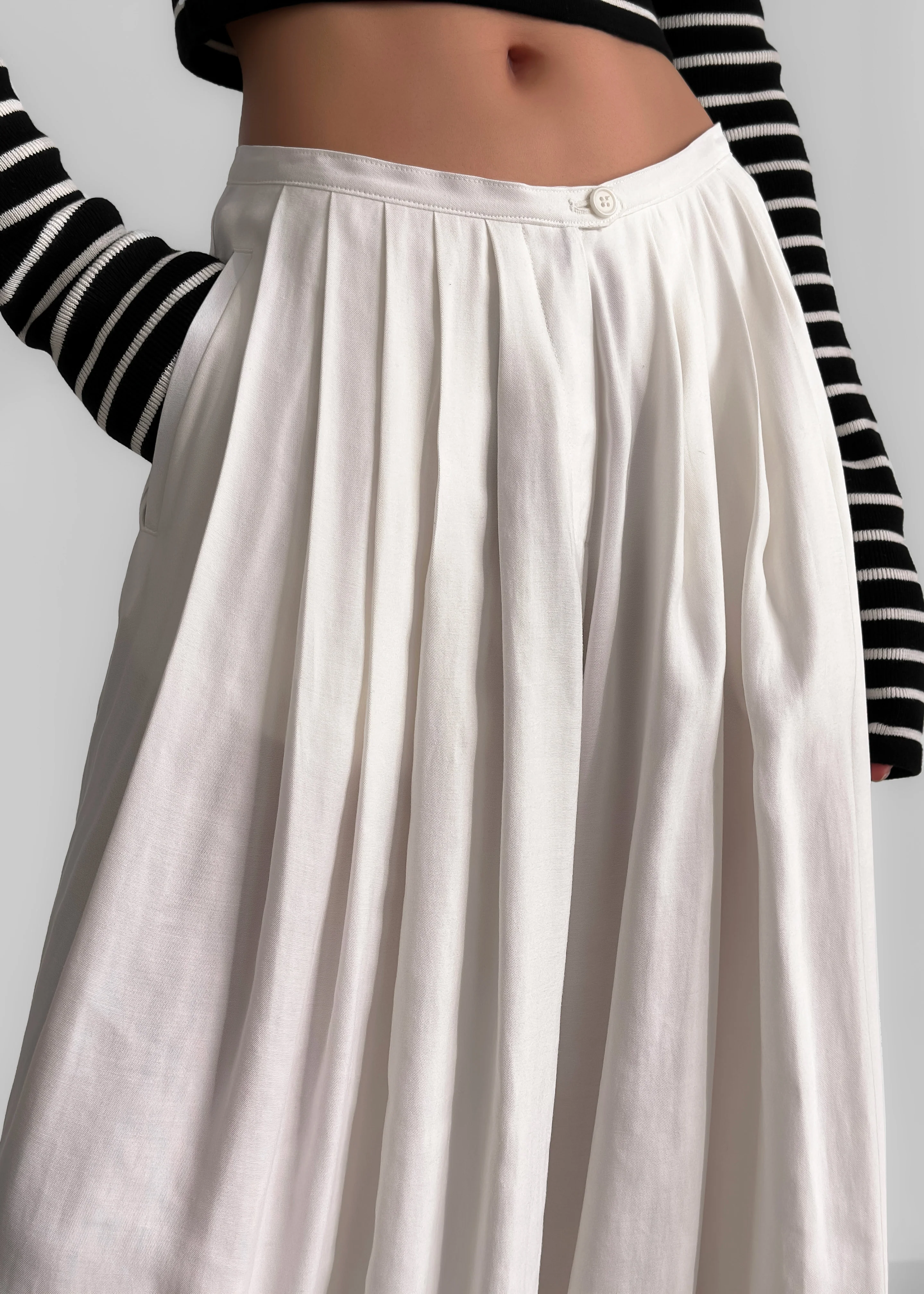 Sloane Wide Leg Trousers - White - Image 16