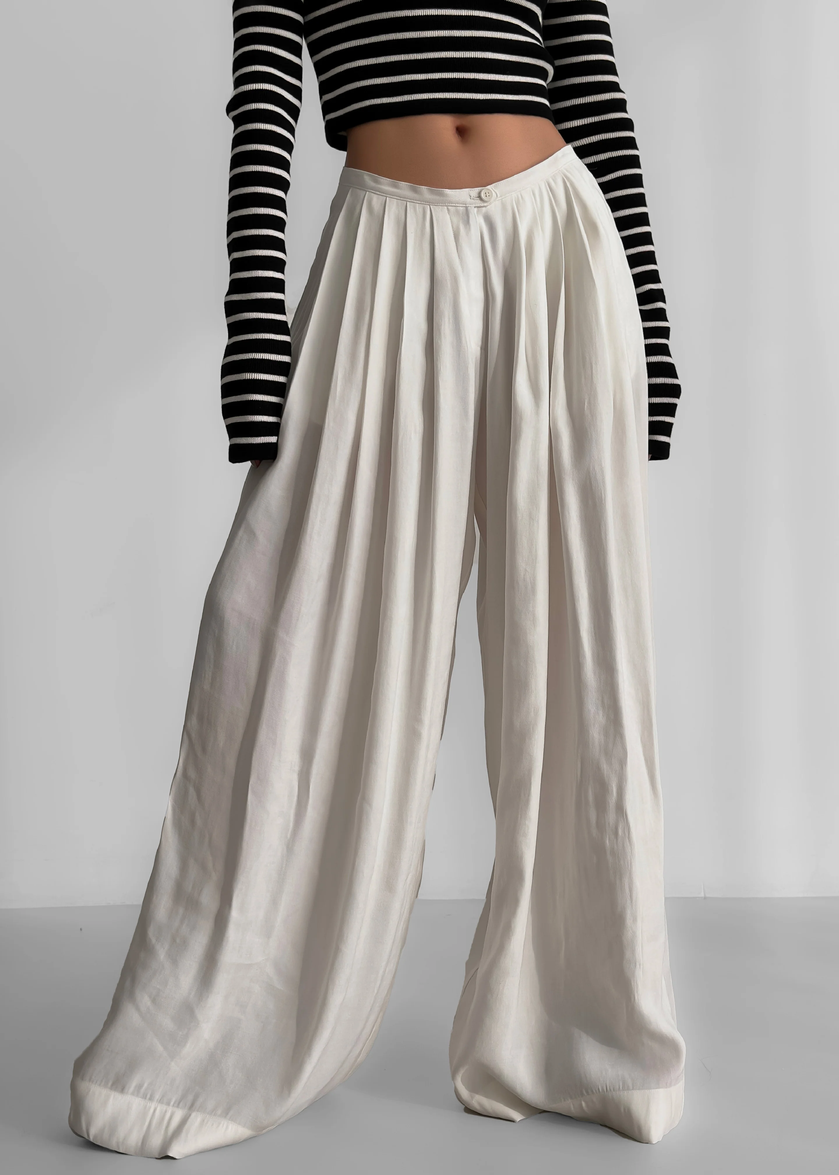 Sloane Wide Leg Trousers - White - Image 17