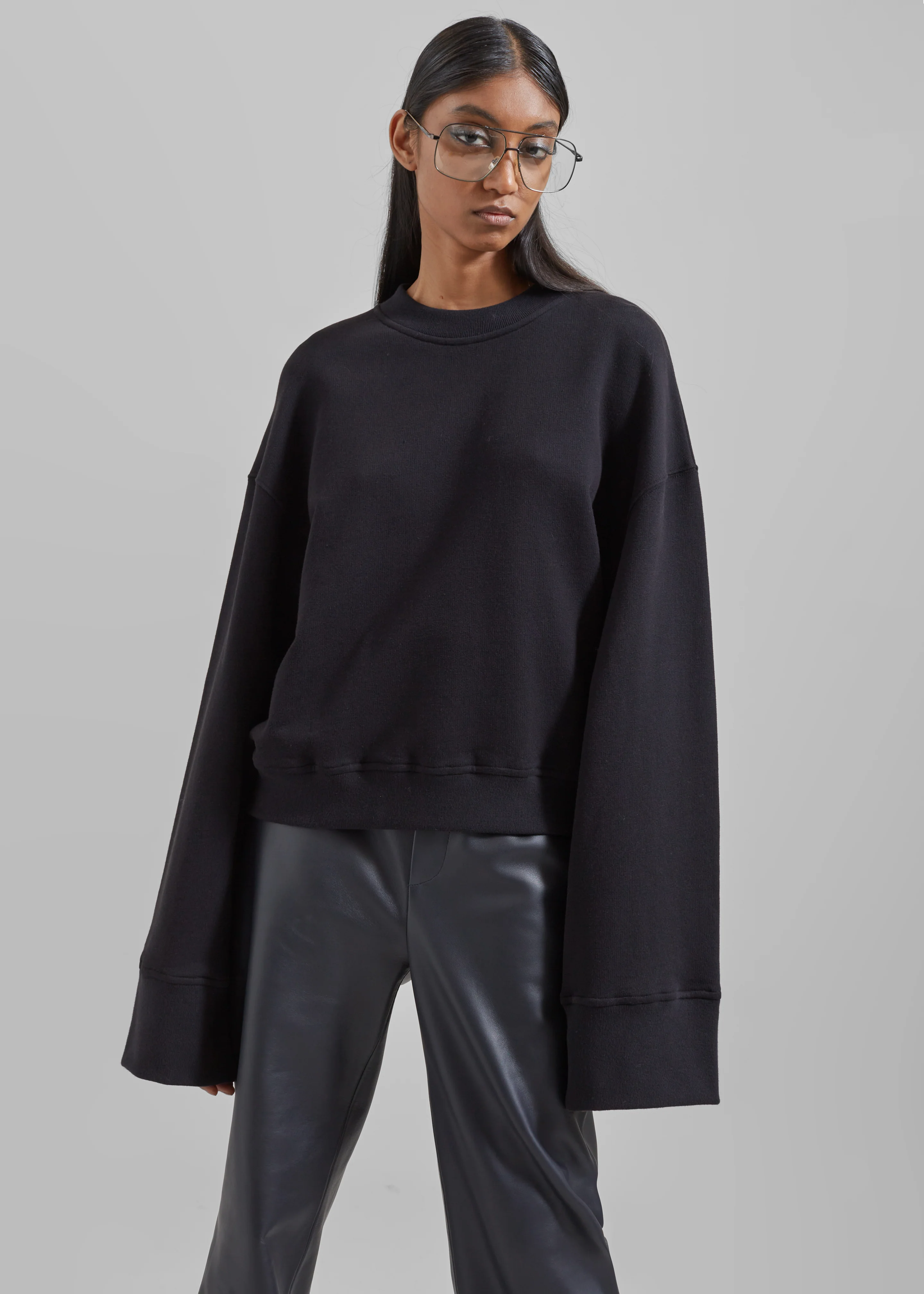 Talia Sweatshirt - Black - Image 2