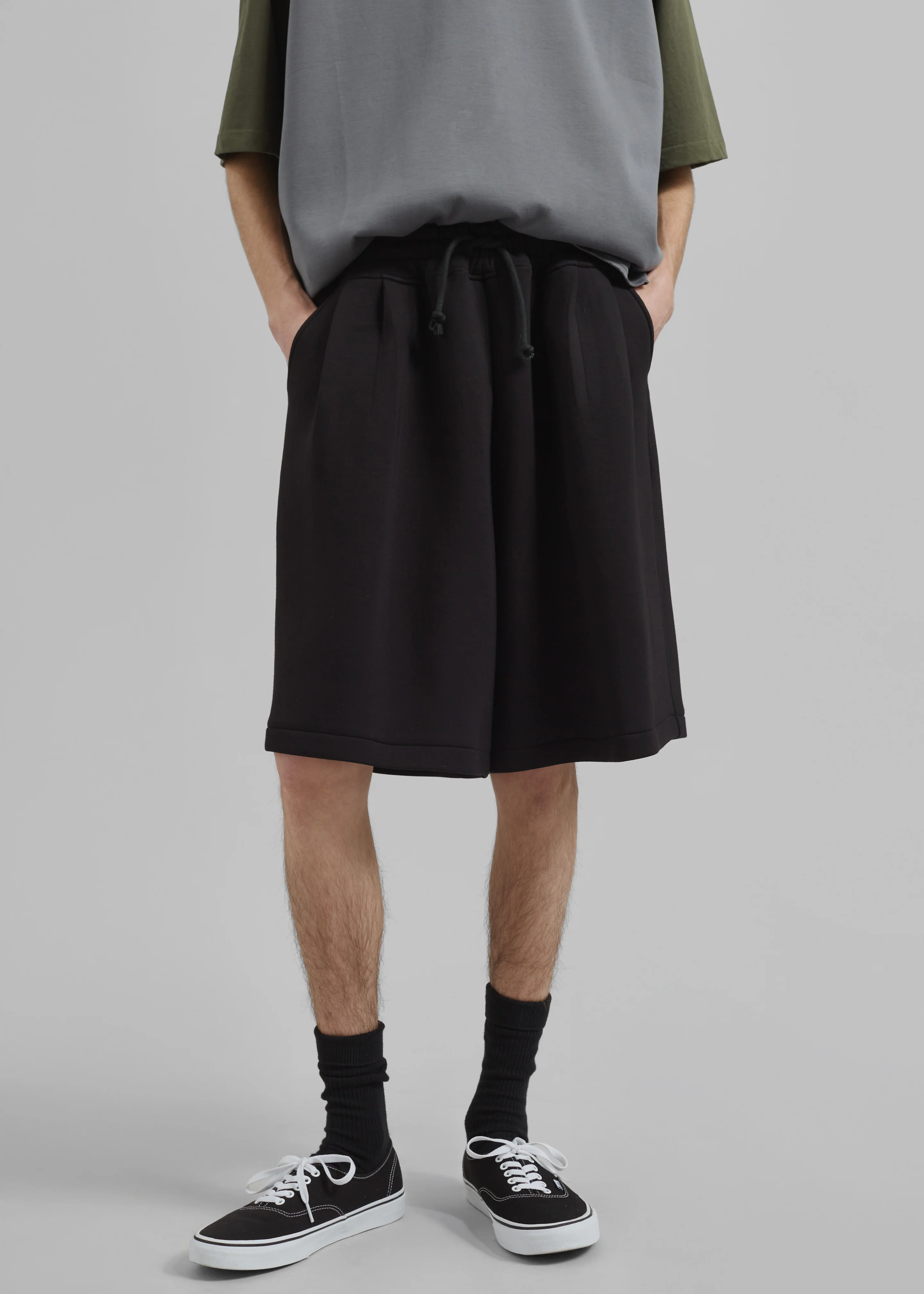 Tate Sweat Shorts - Black - Image 4