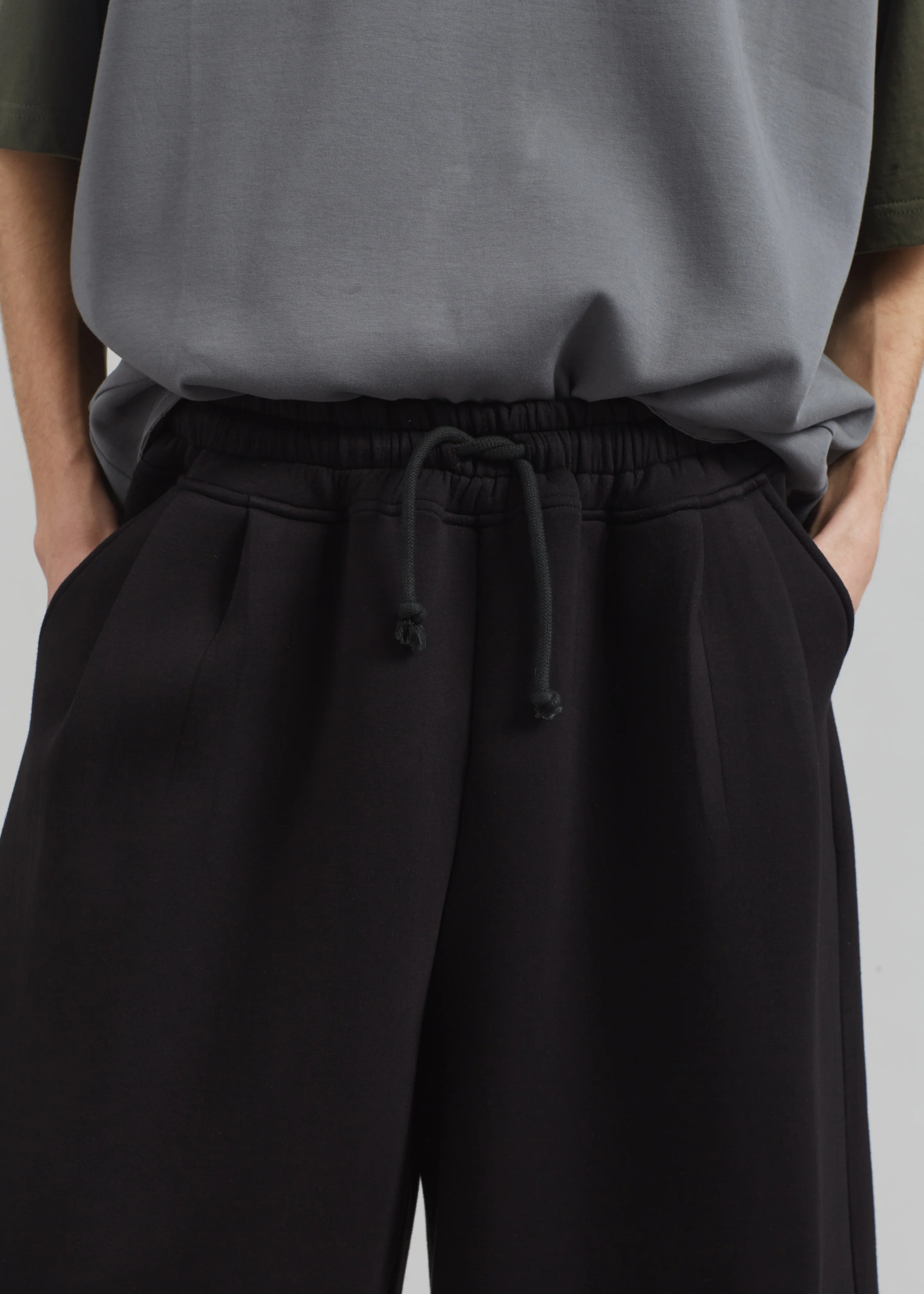 Tate Sweat Shorts - Black - Image 5