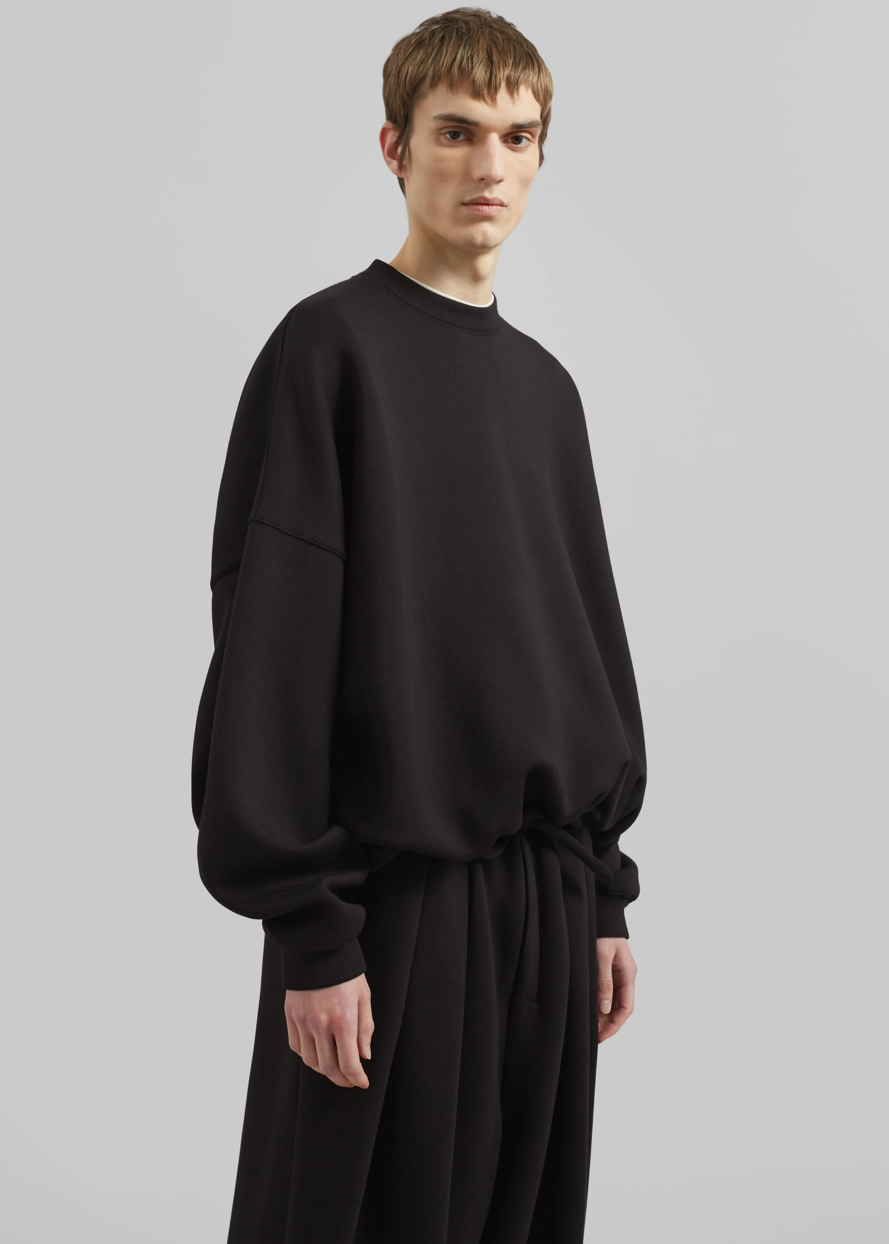 Tate Sweatshirt - Black - Image 2
