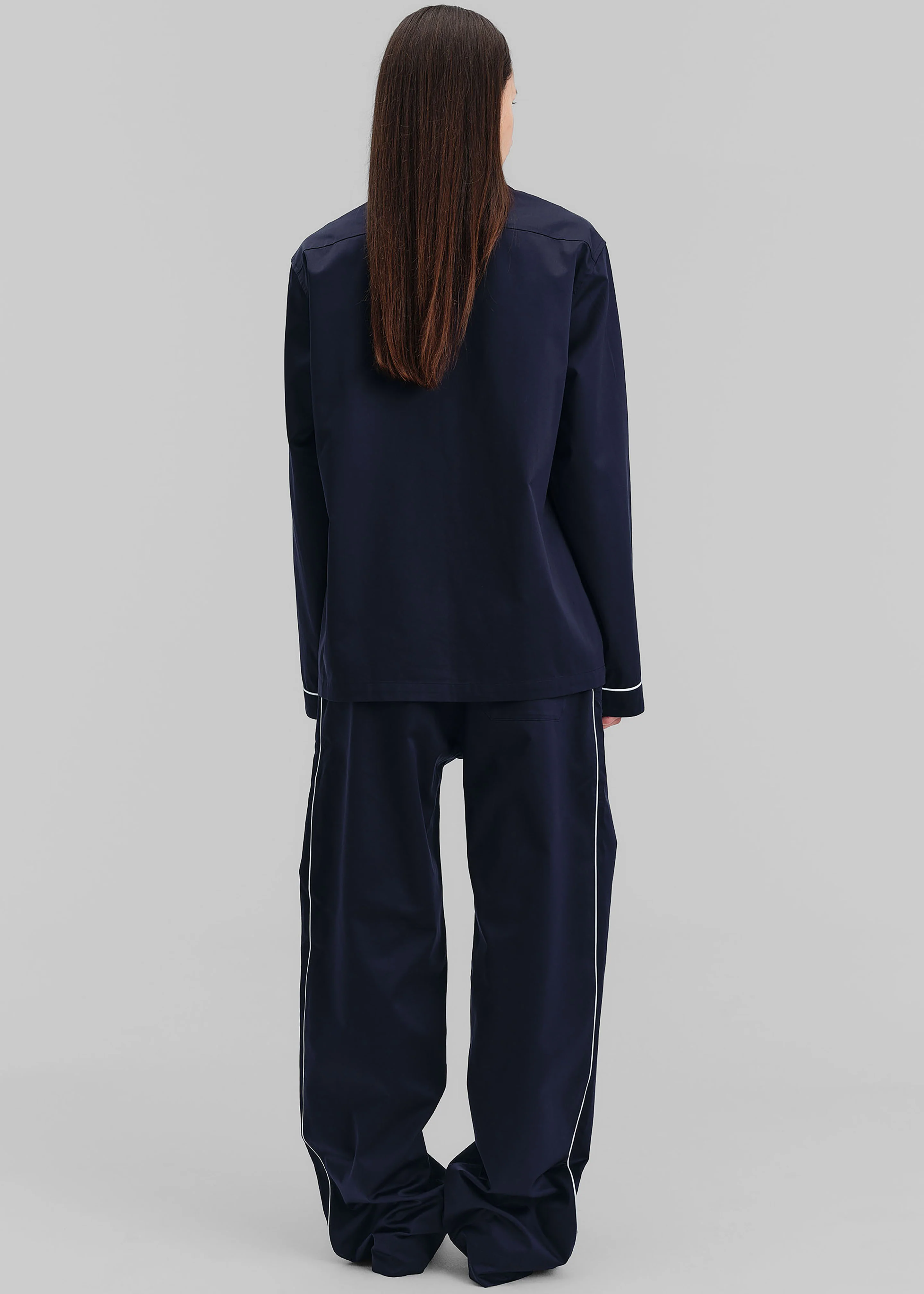 Tekla Sateen Pyjama Shirt - Chelsea - Image 11