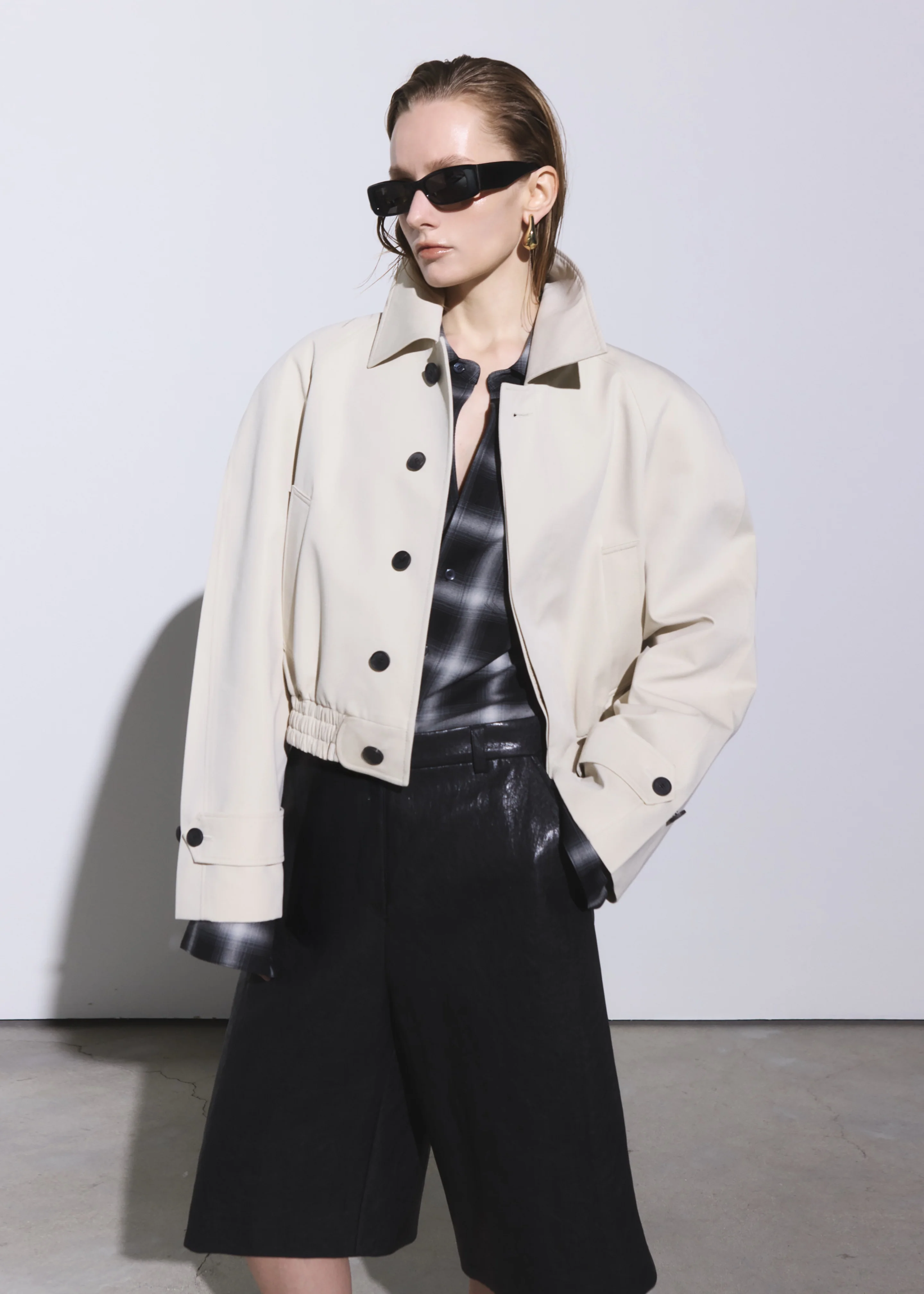 Turenne Curved Jacket - Beige - Image 2
