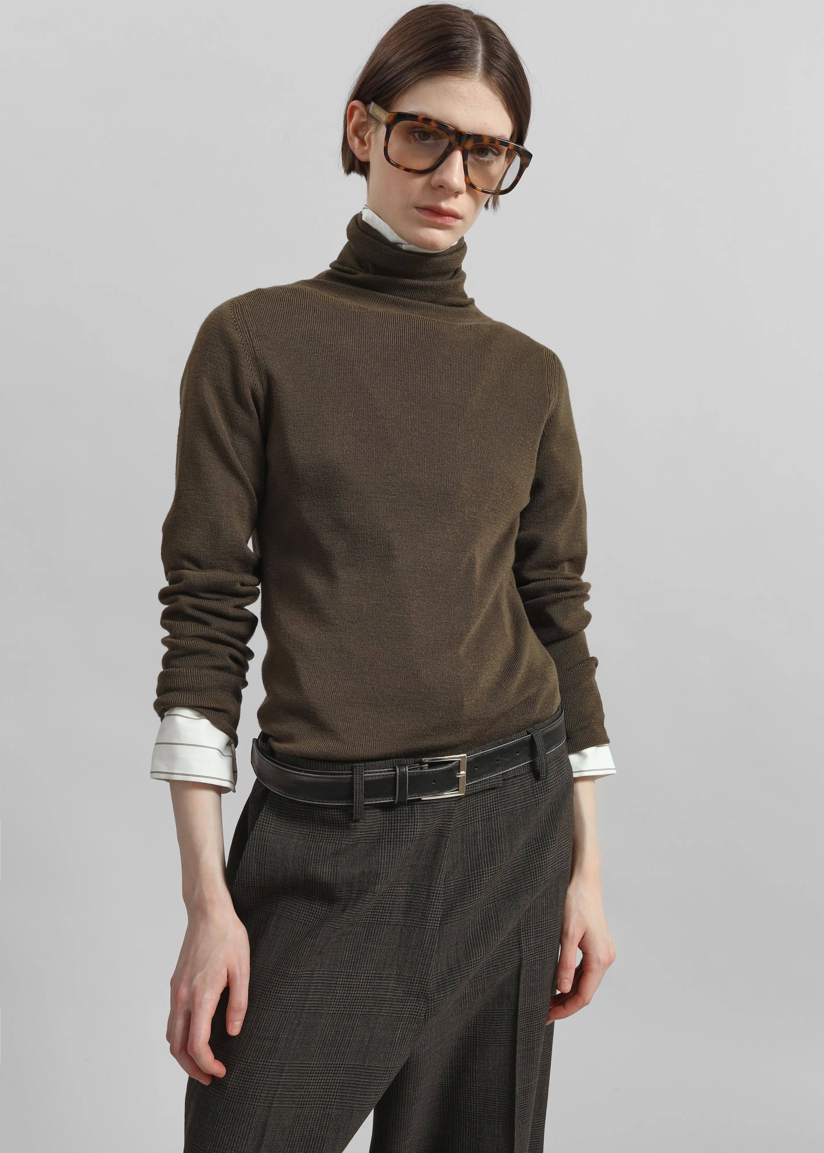 Utica Thin Turtleneck Sweater - Olive