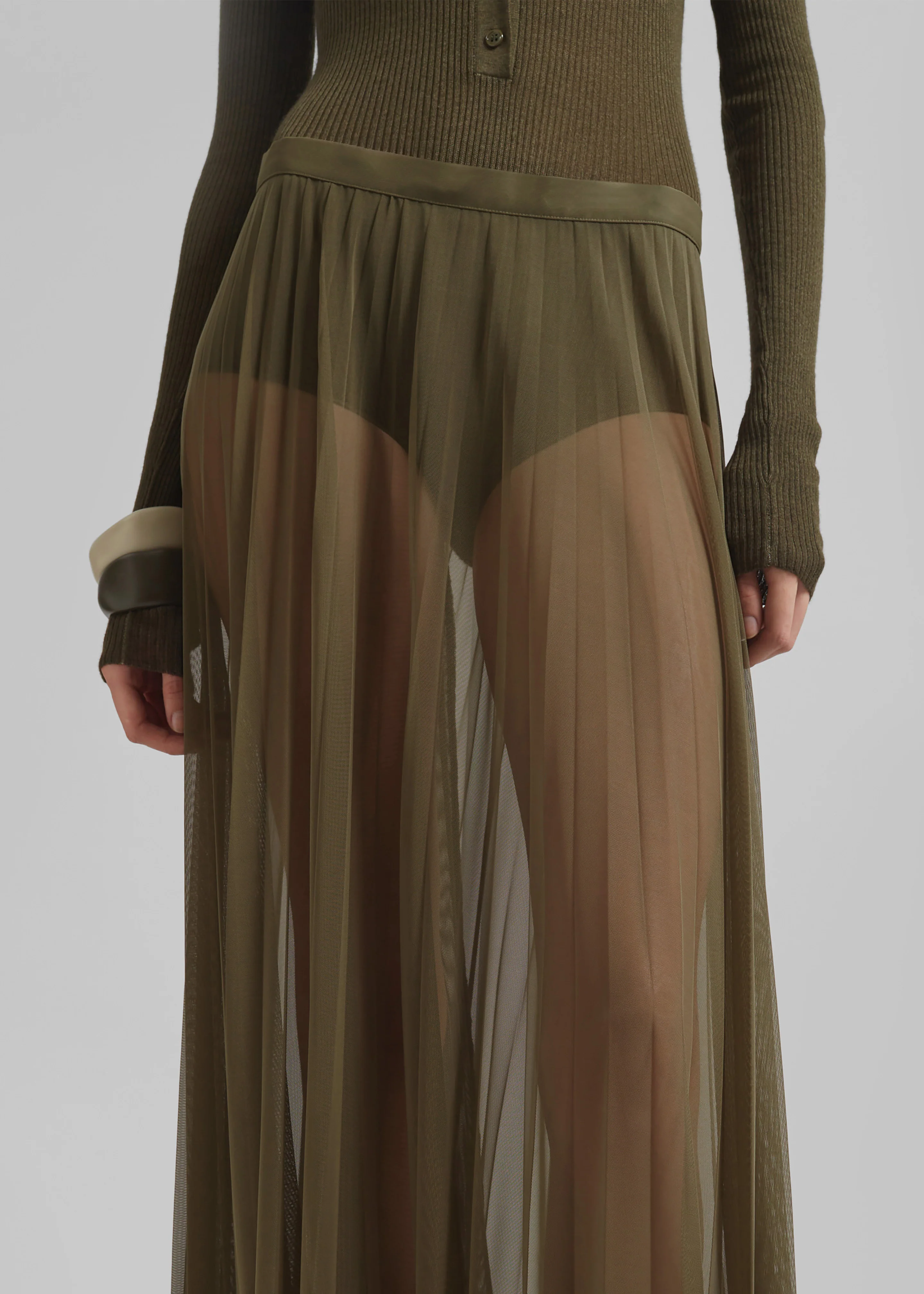 Vallen Pleated Mesh Maxi Skirt - Khaki - Image 3
