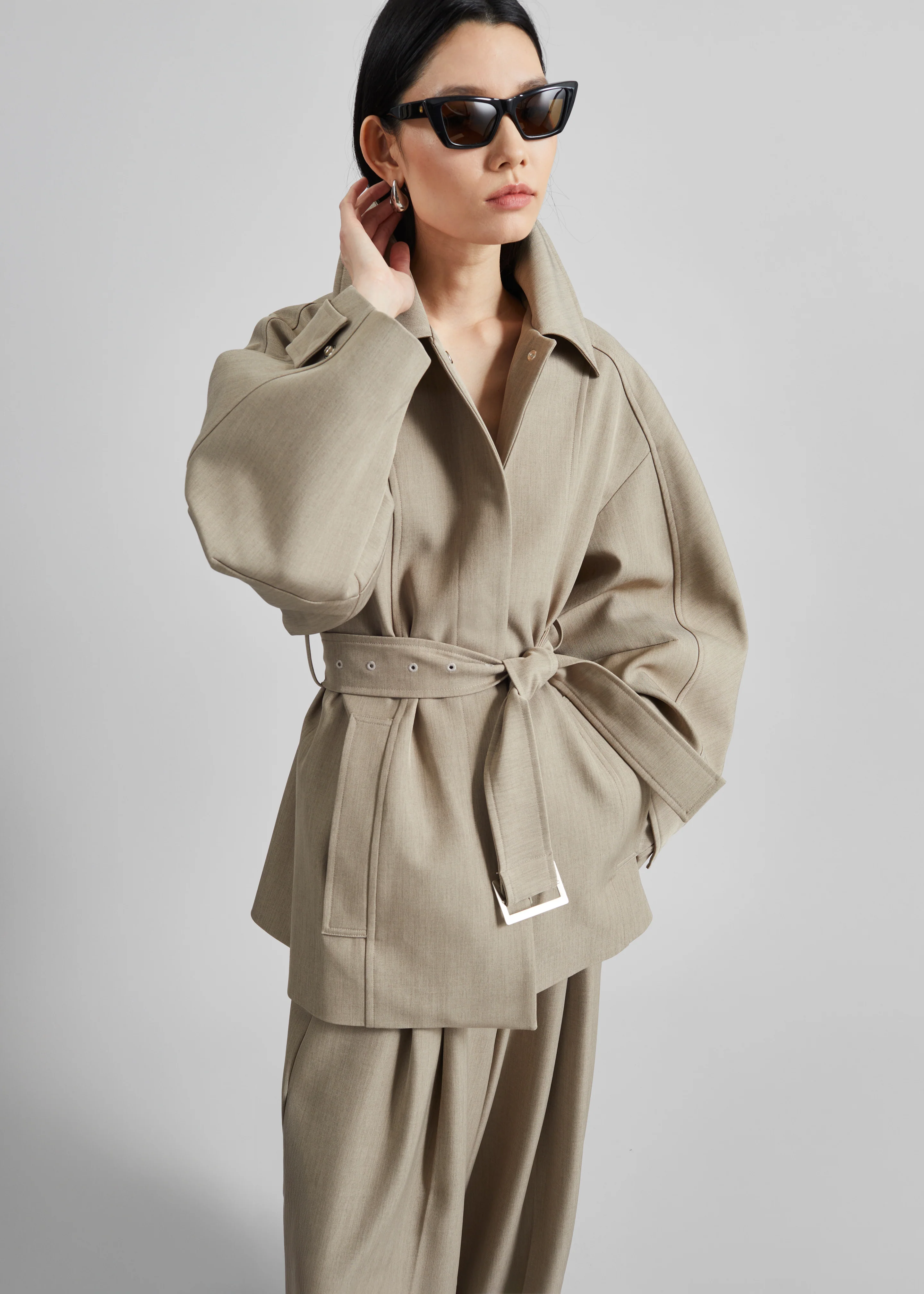 Venlo Curve Sleeve Belted Jacket - Beige - Image 5