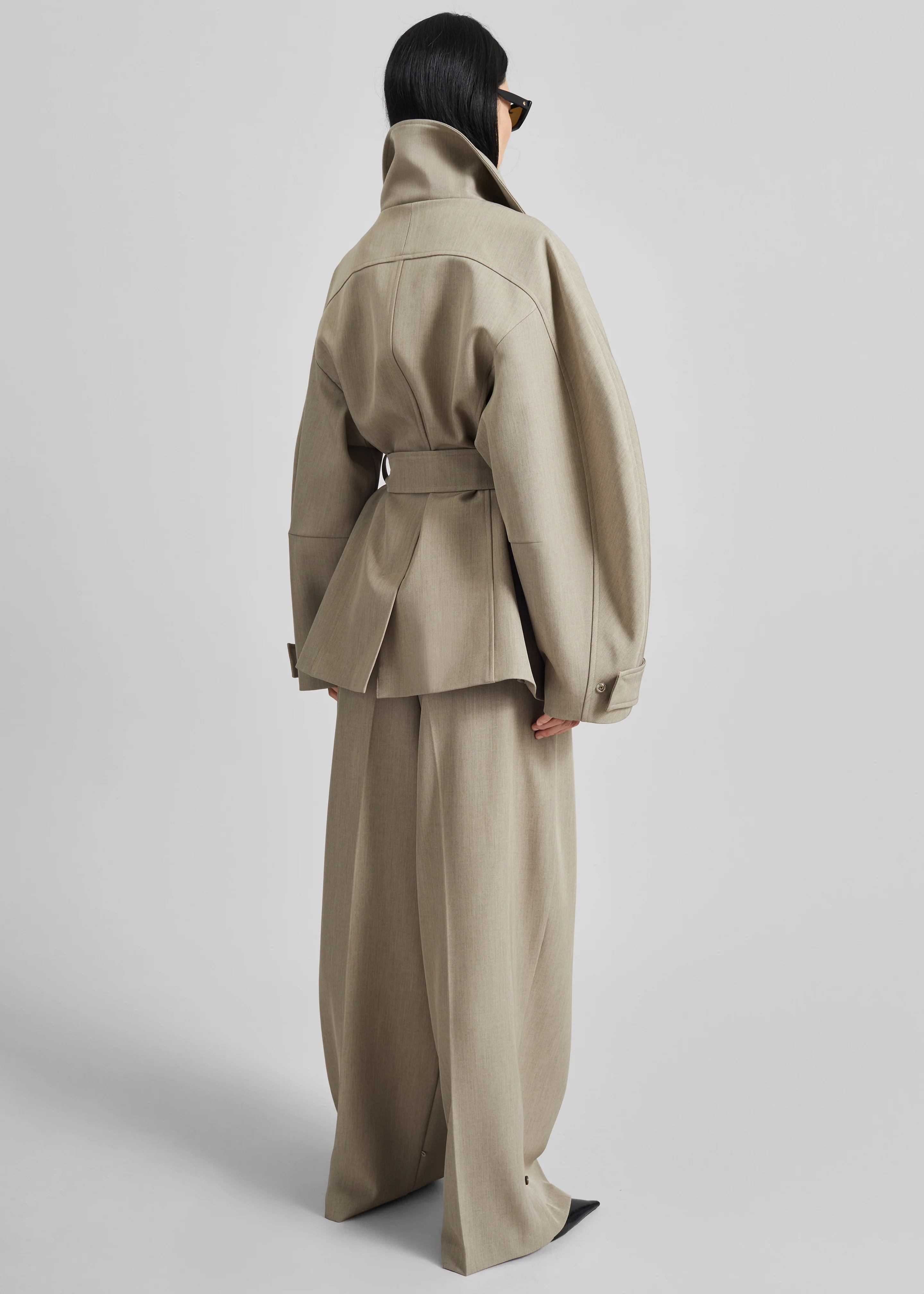 Venlo Curve Sleeve Belted Jacket - Beige - Image 8