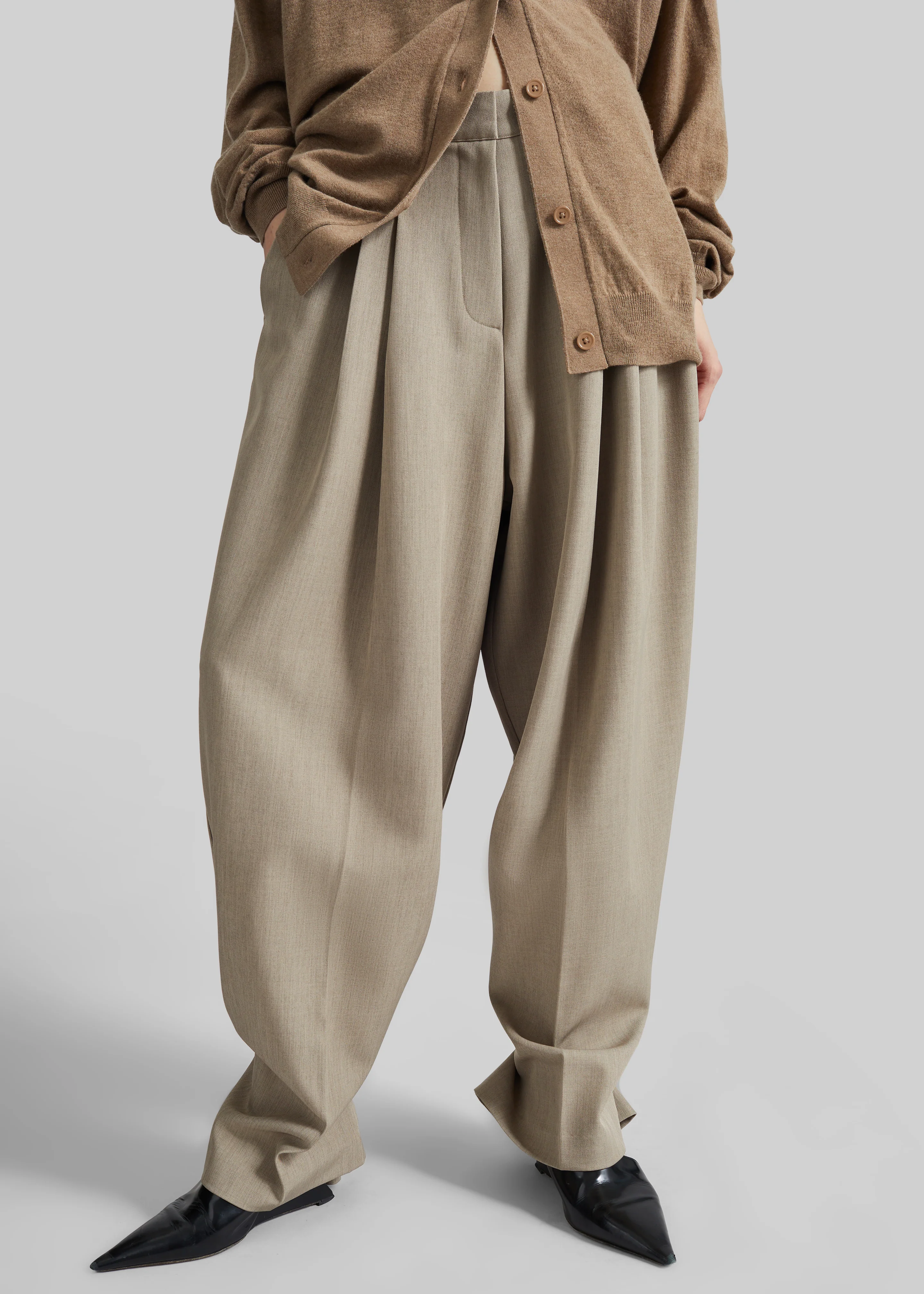Venlo Pleated Trousers - Beige - Image 5