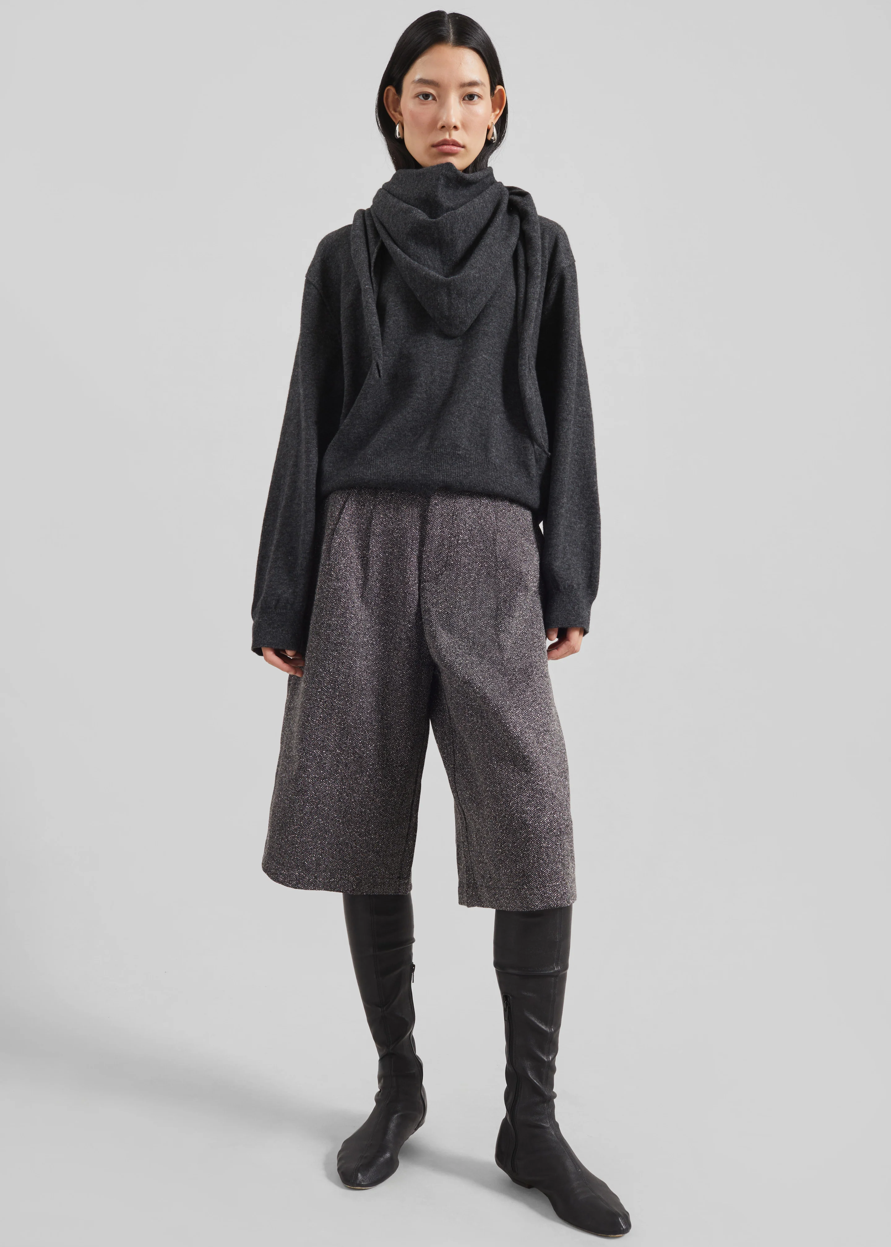 Vermont Scarf Sweater - Charcoal - Image 4