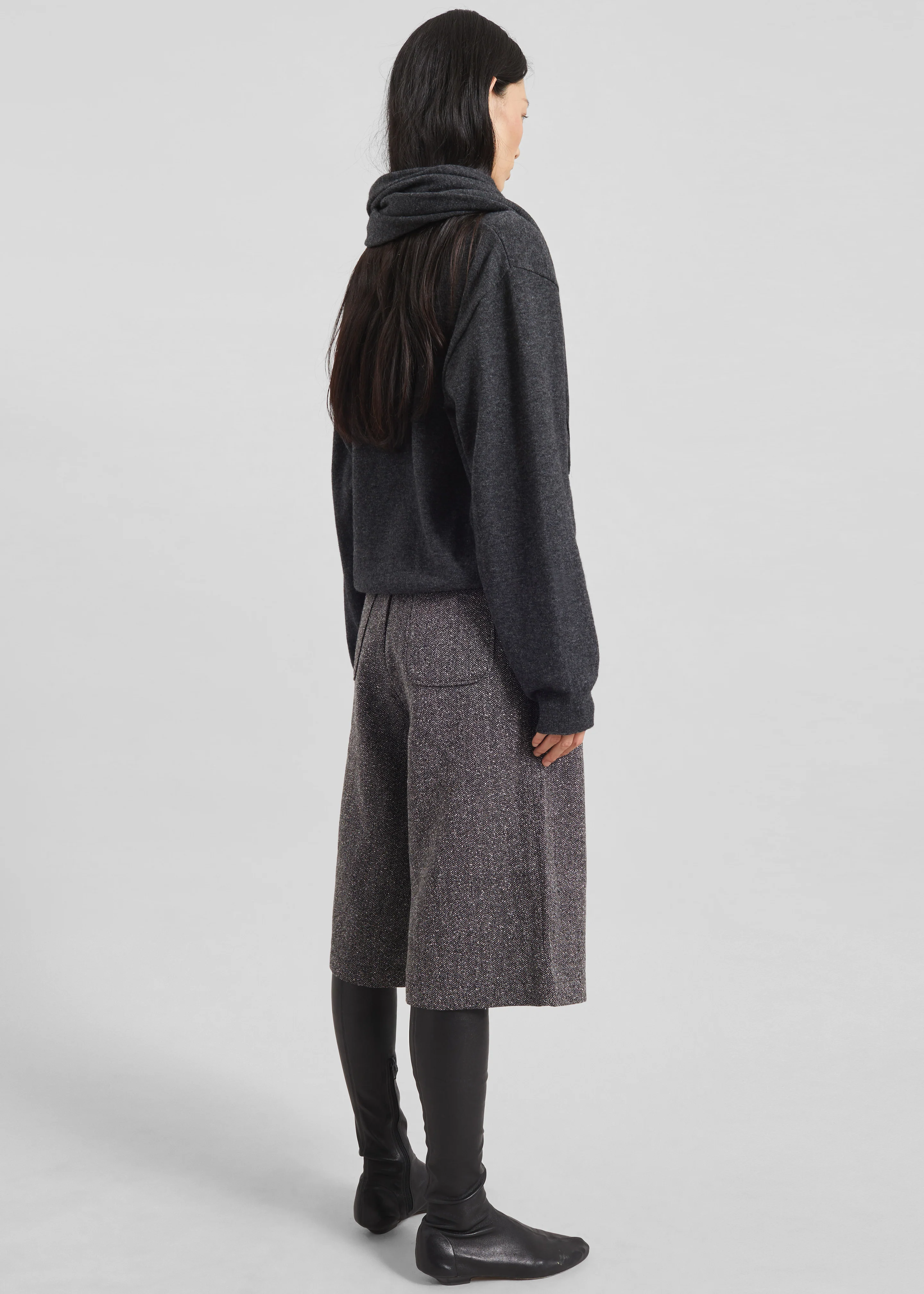Vermont Scarf Sweater - Charcoal - Image 6