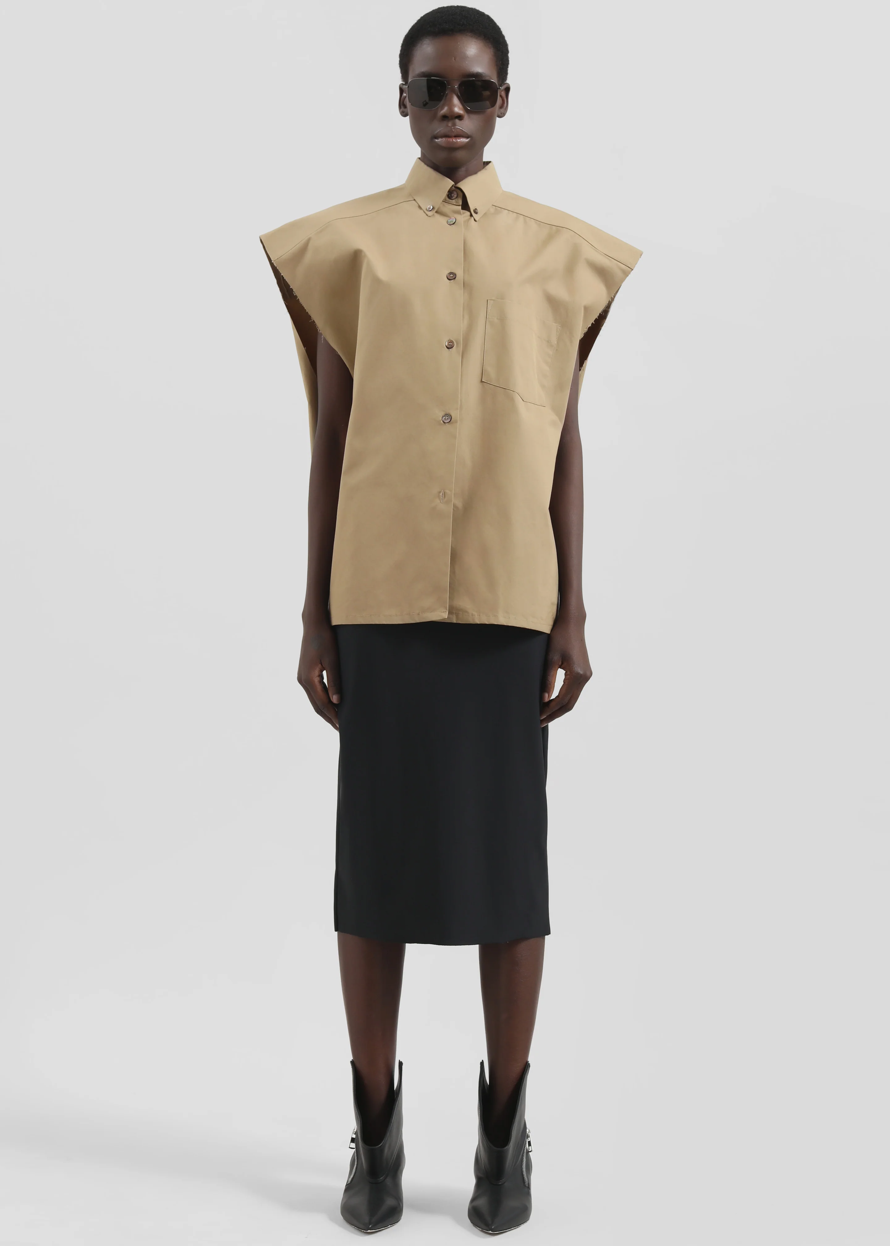 Viera Midi Skirt - Black - Image 4