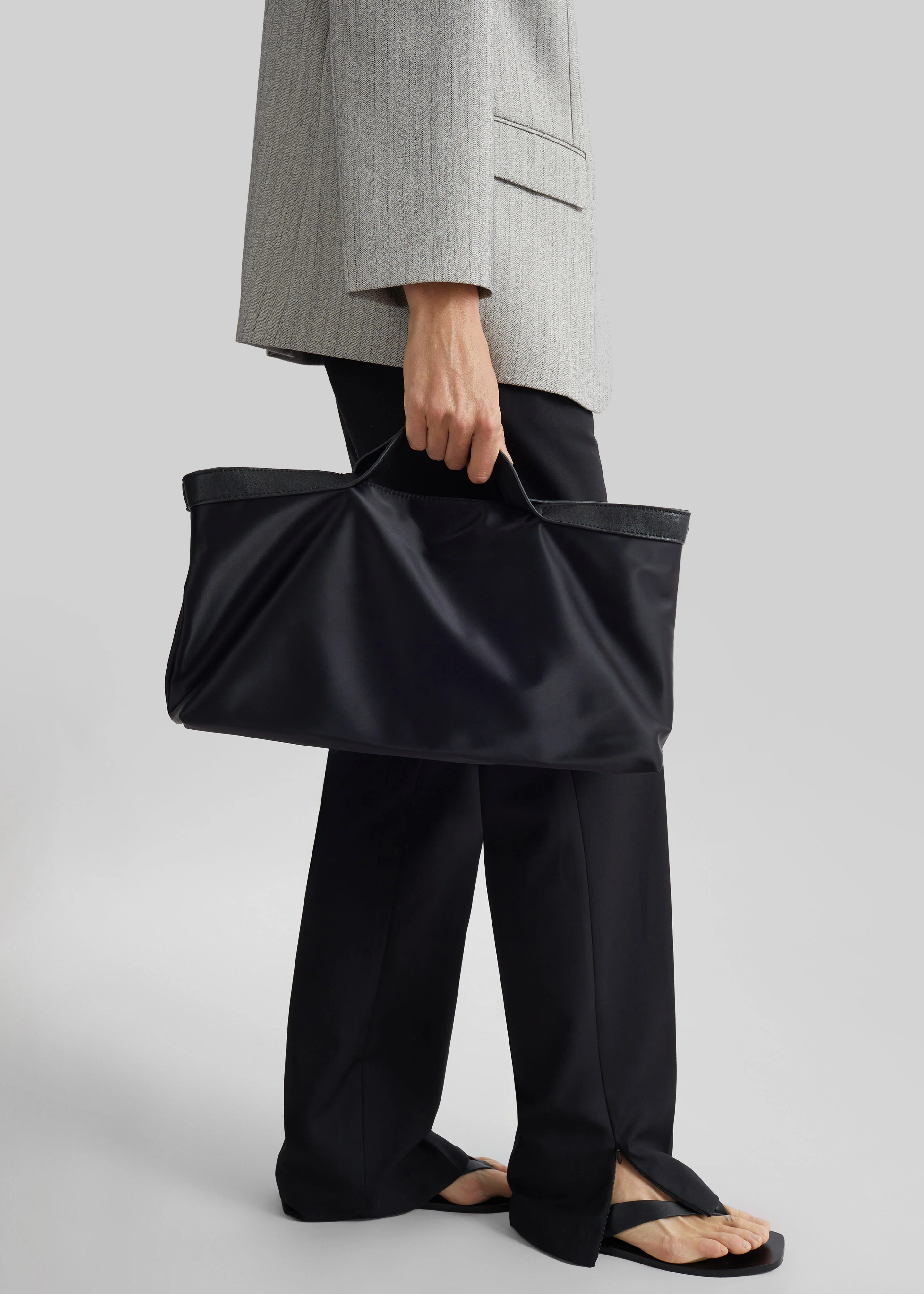 Zeni Two-Way Handbag - Black - Image 4
